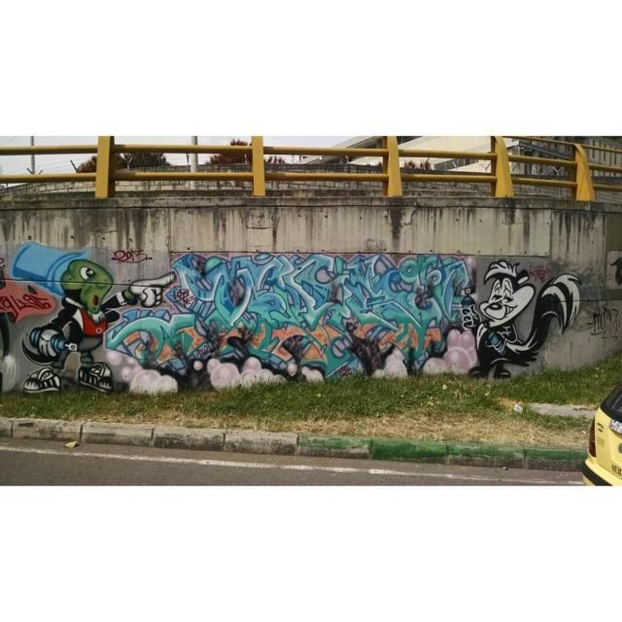 In barrio San Diego, Medellin #Medellin #streetart #art #graffiti #bside #pepelepew #pinocchio #jiminycricket http://t.co/DCJ4SyY380