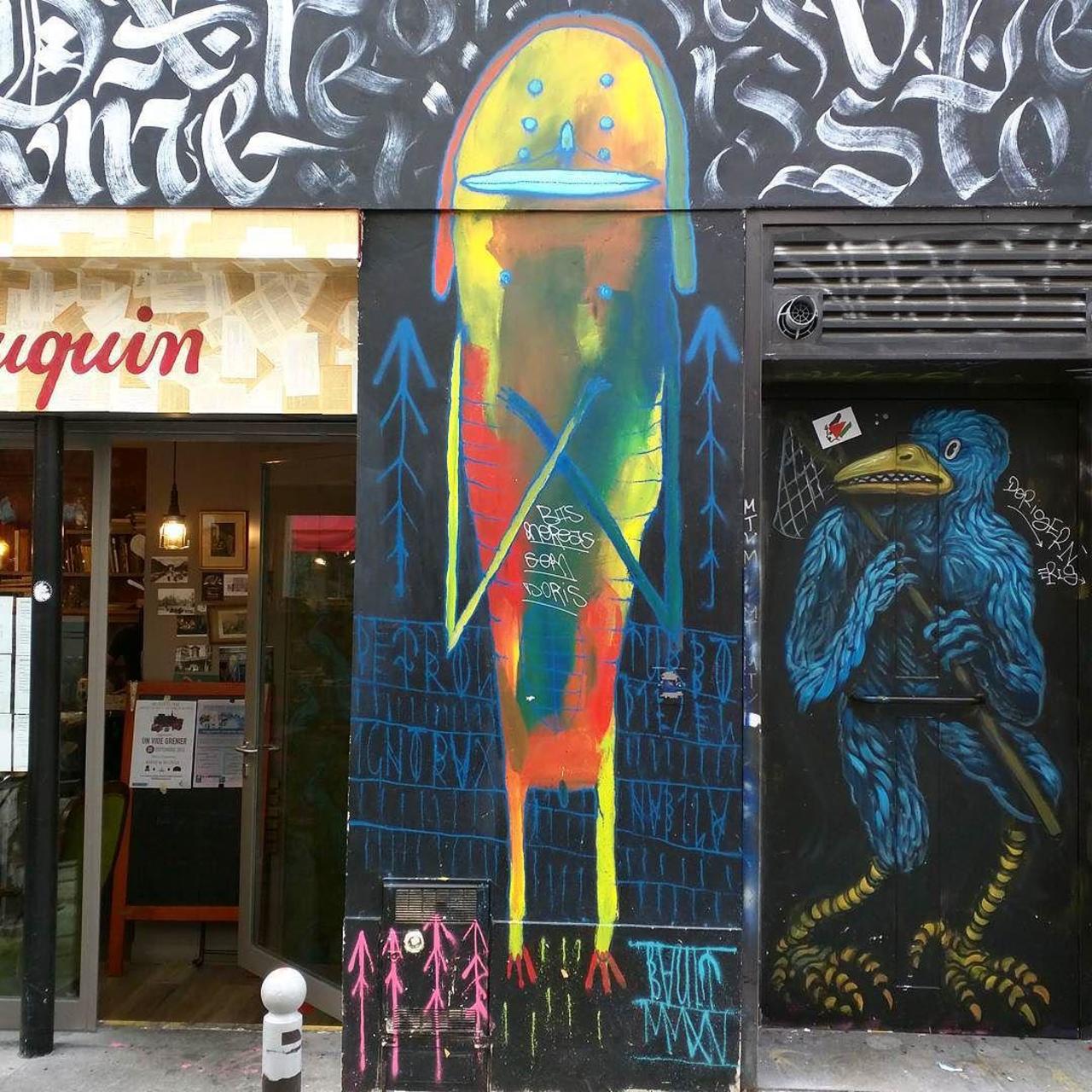 #Paris #graffiti photo by @alphaquadra http://ift.tt/1GhGstL #StreetArt http://t.co/NGXUq1qVGH