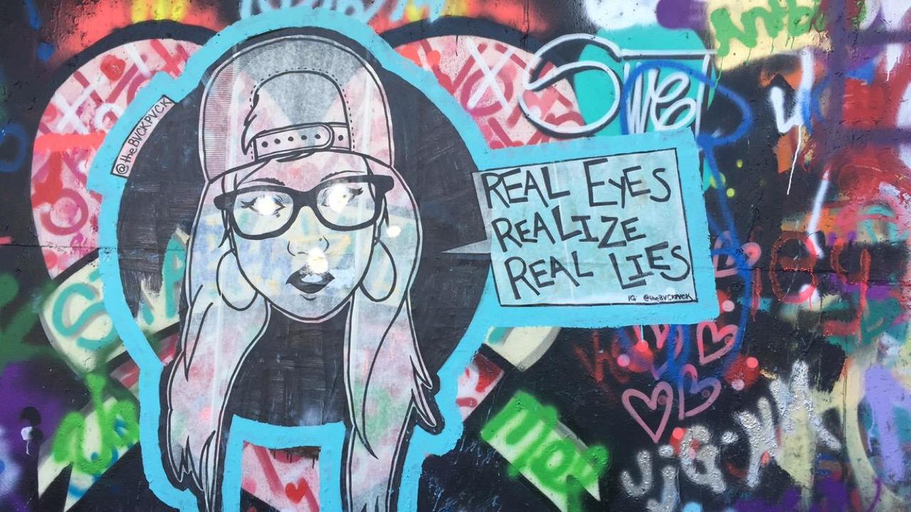 #realeyes #realize #reallies #hopeoutdoorgallery #castlehill #atx #graffiti #streetart #graffitipark #latergram http://t.co/nyNehKBrWn