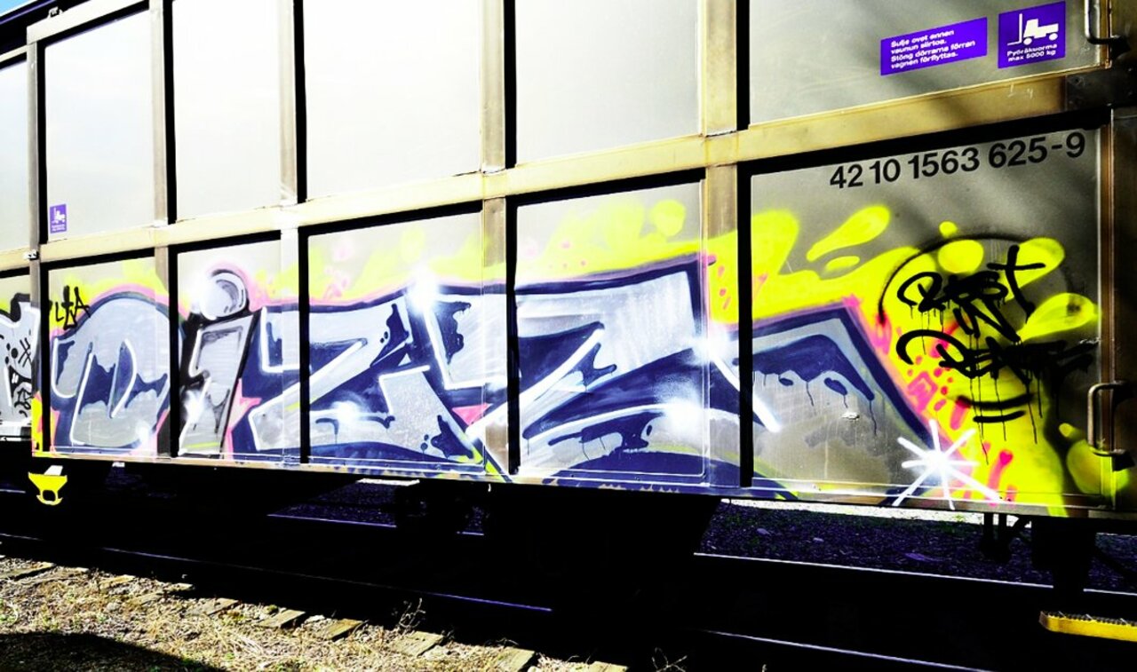 #Dizz x #graffiti #trains #art #streetart #freights #photography https://t.co/4rZJI1FljX