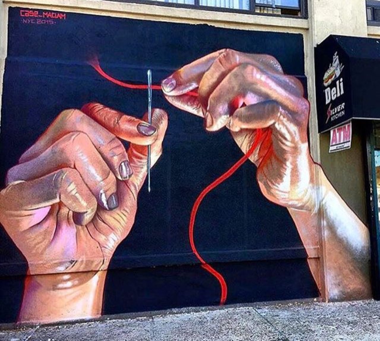 New Street Art by Case Ma'Claim in NYC 

#art #graffiti #mural #streetart https://t.co/on9W2o1Rgj