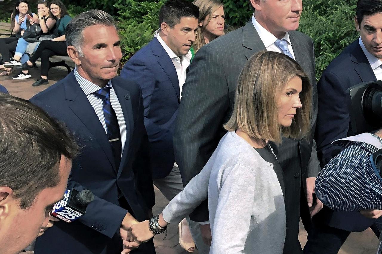 Lori Loughlin’s Mexican trip not quite what she described to court