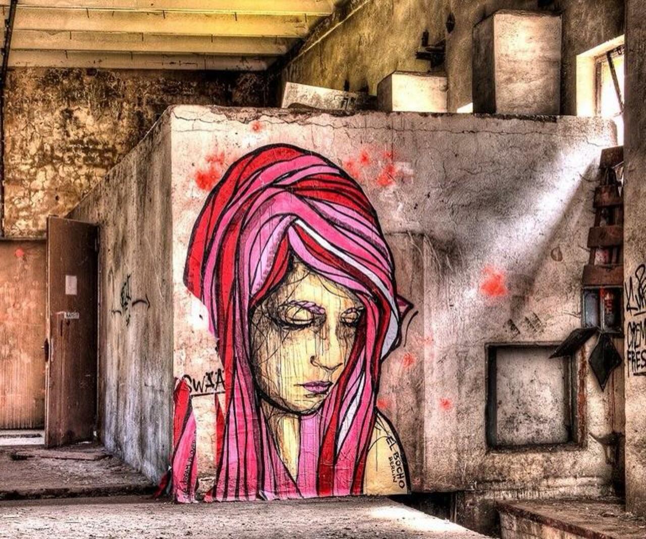 Street Art by El Bocho 

#art #arte #graffiti  #streetart http://t.co/gRJUJtADfb