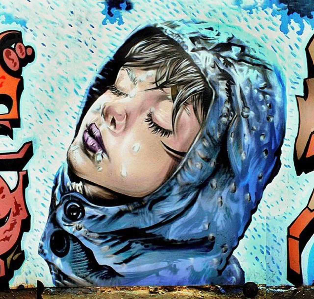 Street Art by the artist' Spooksoistreet' titled 'Raindrops' 

#art #arte #graffiti #streetart http://t.co/hze3qPtvKb