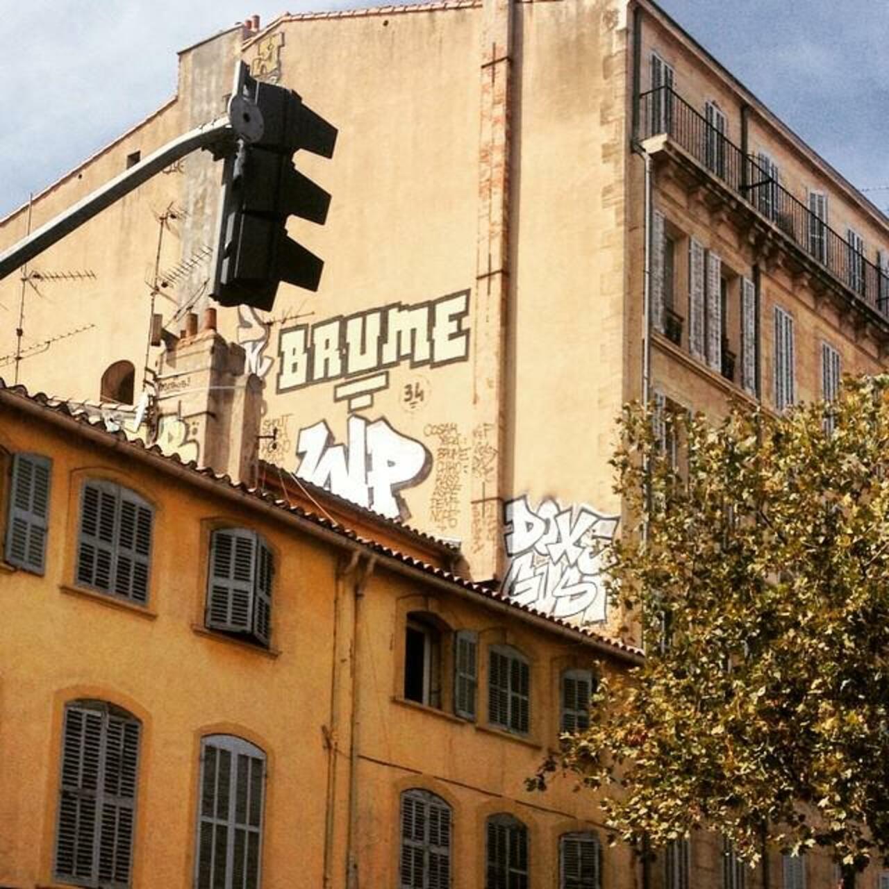 #brume #graffiti #vandal #streetart #street #wp #doxe #up #roof #art #tag #graff #graffiti #marseille #mars #drowin… http://t.co/mrmFUrGcNS