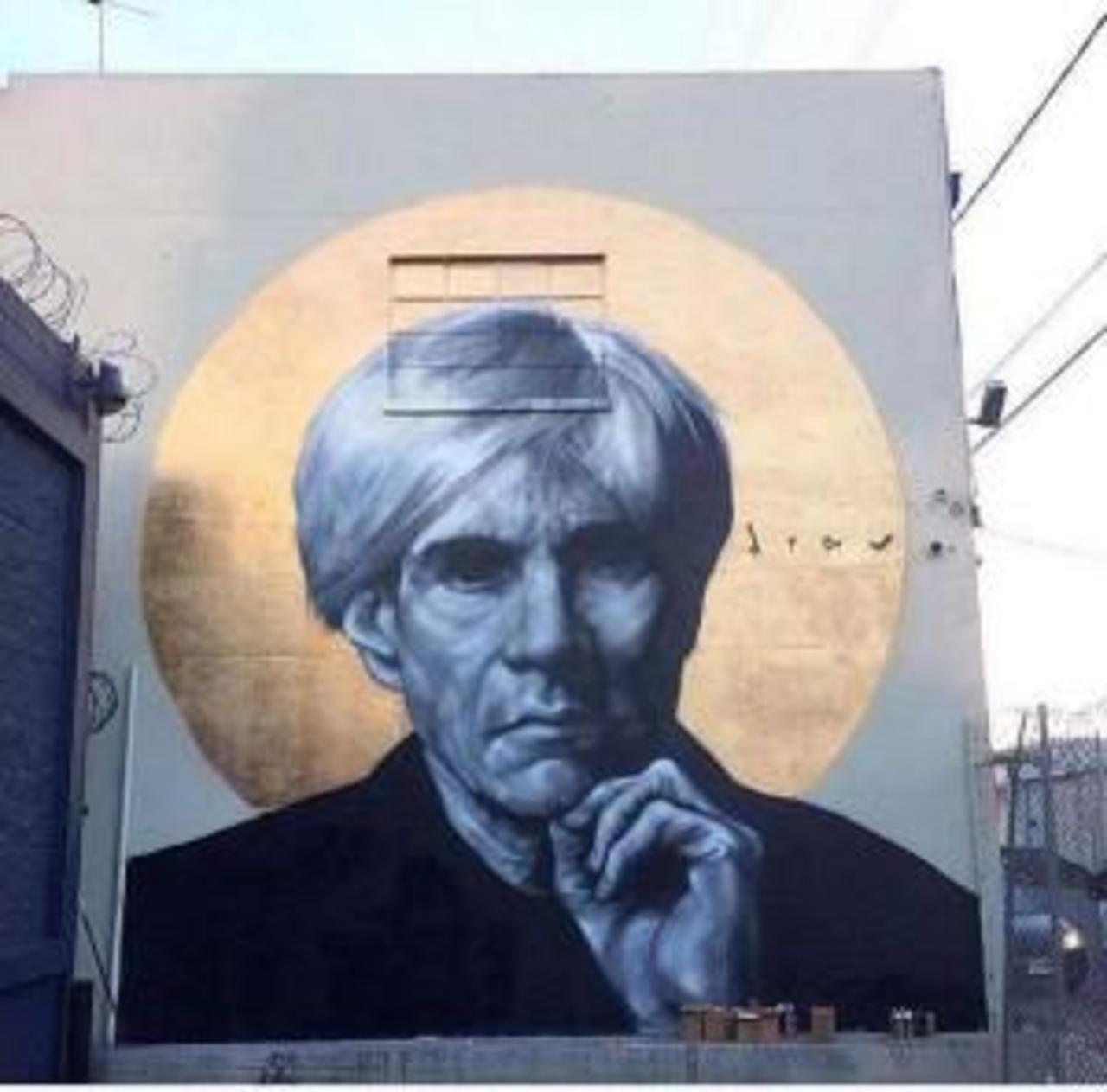 Graffiti is art. #DrewMerritt  #streetart #MURAL  #art #graffiti  #AndyWarhol  #spraypaint #gold #blue http://t.co/0shuygX475