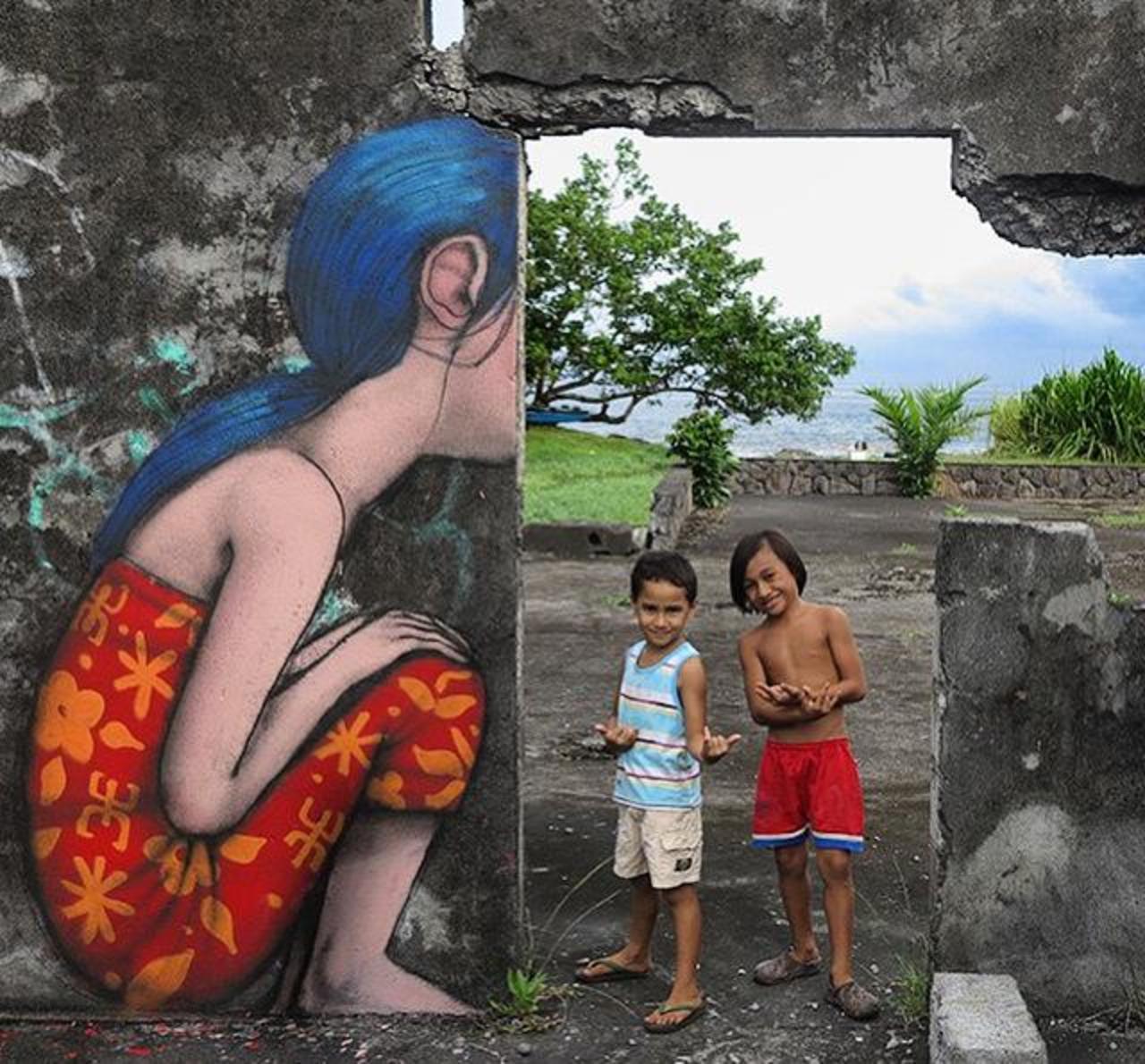 Street Art wall by Seth Globepainter in Mataiea, Tahiti 

#art #arte #graffiti #streetart http://t.co/6x7KfElaZQ