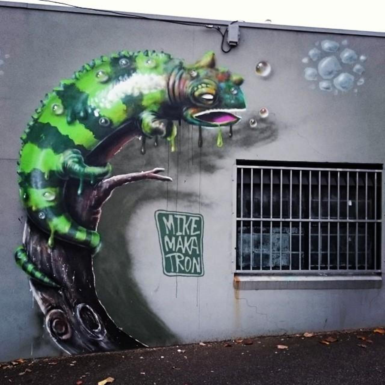 #Reptiles: RT @burningbarrelspaceman: Beautiful artwork #graffitiwall #graffiti #graffitiart #art #artwork #iguana … http://t.co/Lcwv6ChwOV