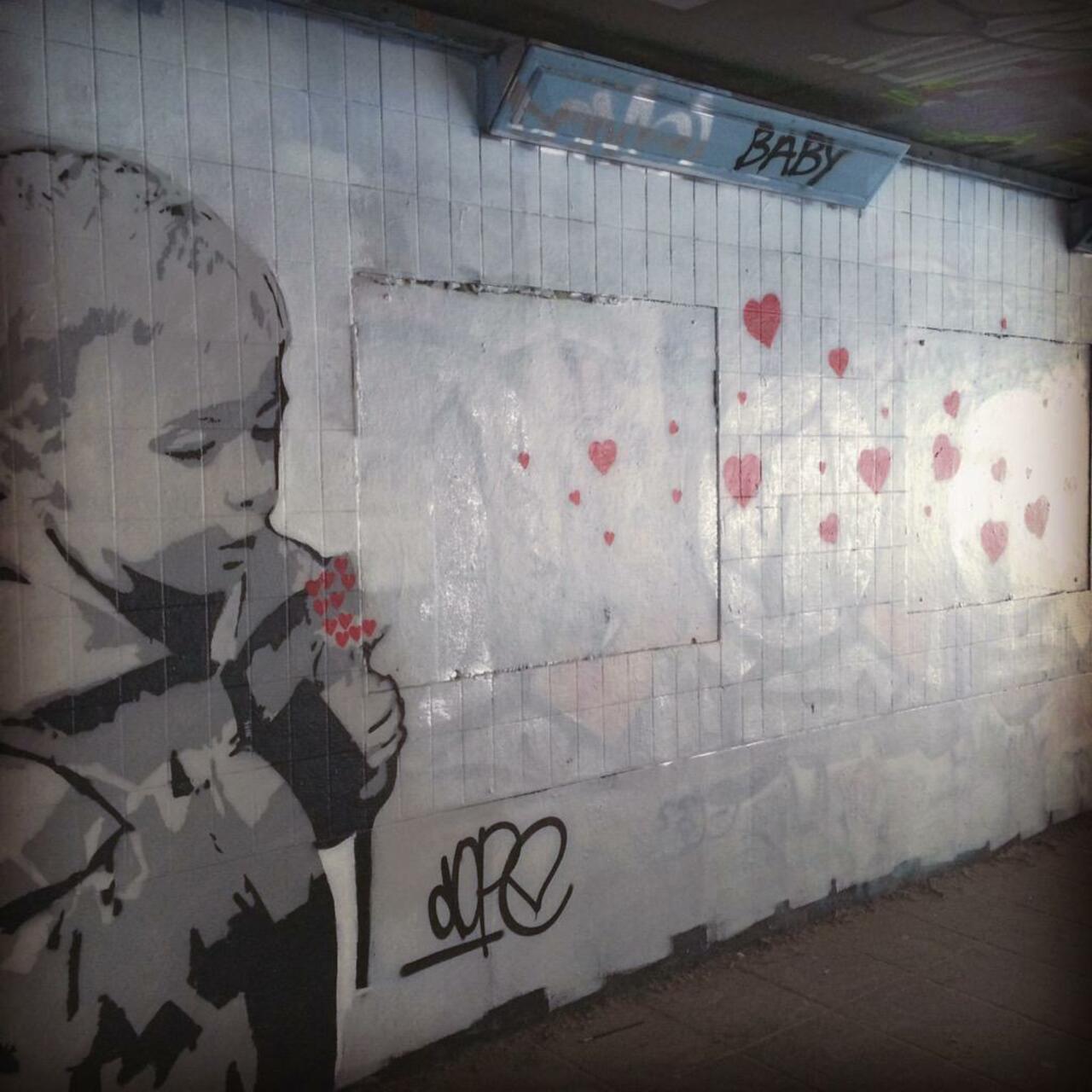 #leakestreet #dope #dopeism #streetart #lovehearts #love #graffiti #art http://t.co/6b3nB7dBYZ