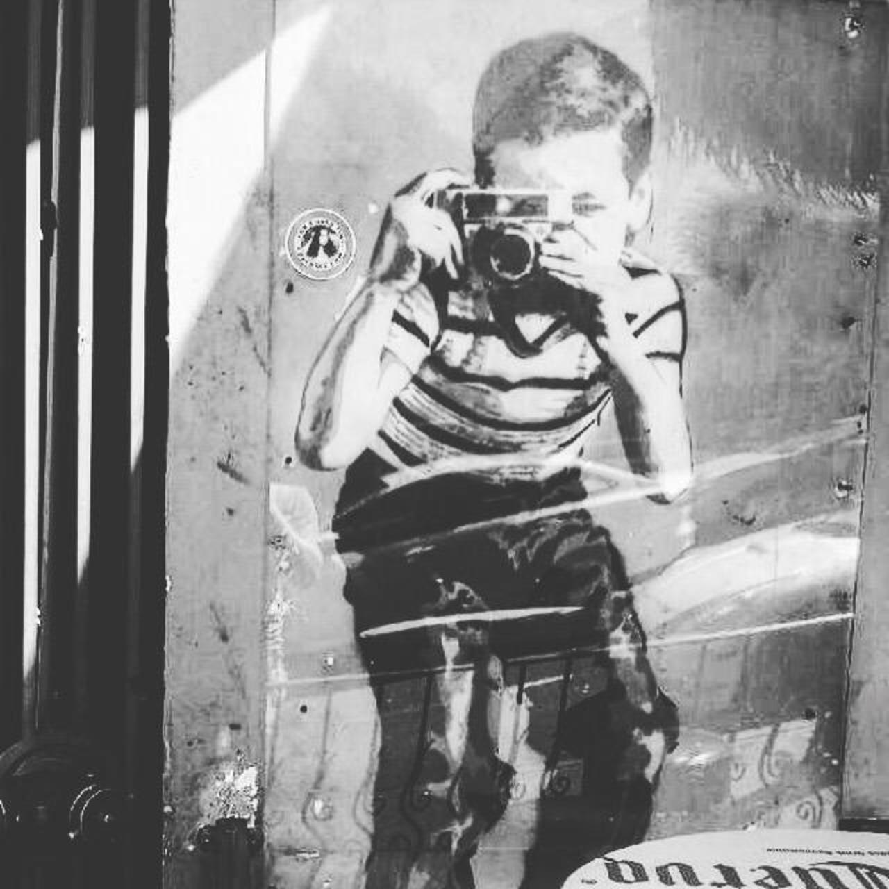 RT @freelatour: Seems there r #Banksy's all over #LosAngeles. Saw this one taking my photo in #Hollywood. #Art #Mural #graffiti #LA http://t.co/XN8f1F2diN