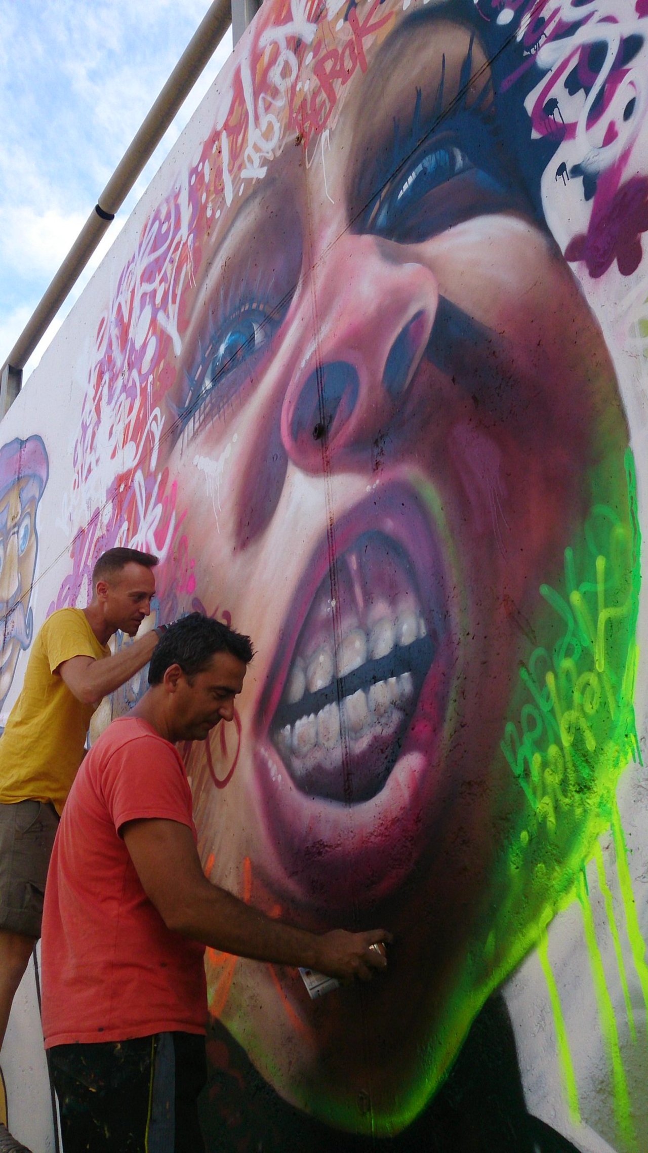 RT @Berokone: #graffiti #mural #arteurbano #urbanart #streetart #graffitis #berok #murales #artist #santadriadelbesos #izan #arte http://t.co/VY8g137InN
