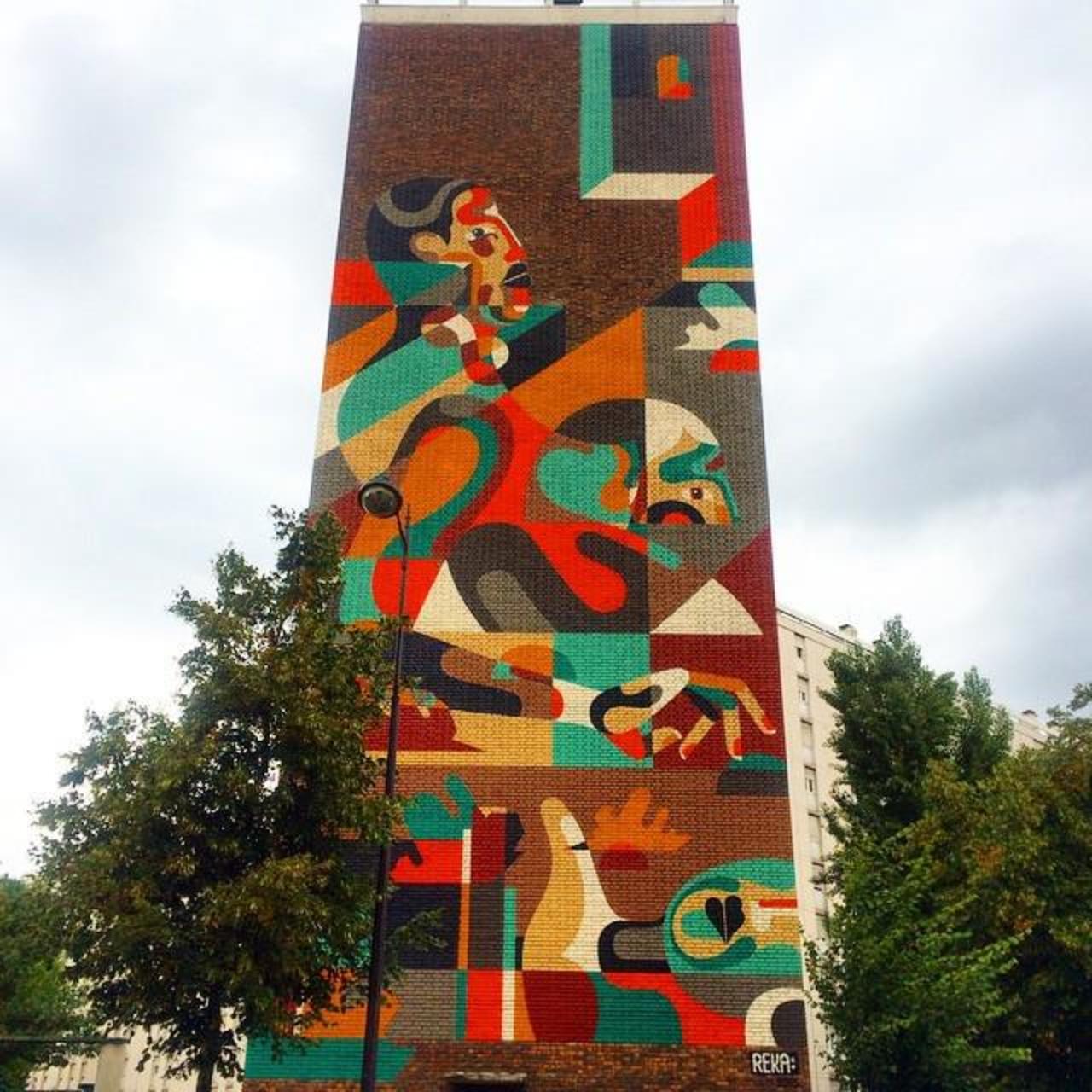 #mural by @rekaone #rekaone #reka #streetart #streetartparis #parisstreetart #paris13 #urbanart #graffiti by benapix http://t.co/P3fukBw4qf