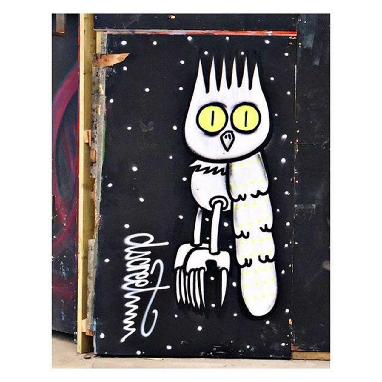 Owl are dope by @dscreetsheet #streetart #graffiti #dscreetsheet #owl #bird #spraypaint #paint #wall #mural #wallmu… http://t.co/32LFkadKyI