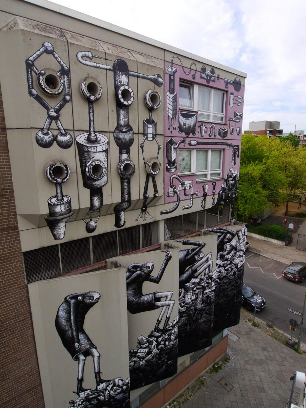 #Streetart #urbanart #graffiti #painting #mural by English #artist Phlegm in Berlin, Germany http://t.co/lDdngOxgpg