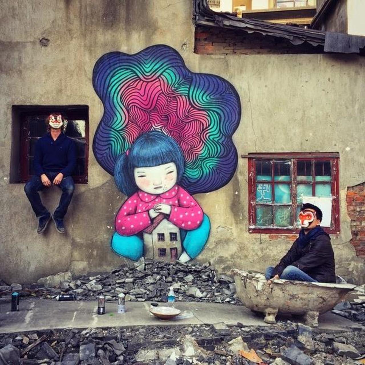 RT @brunokeyser: “@hypatia373: #art #streetart #graffiti http://t.co/L45GA9NJp4”