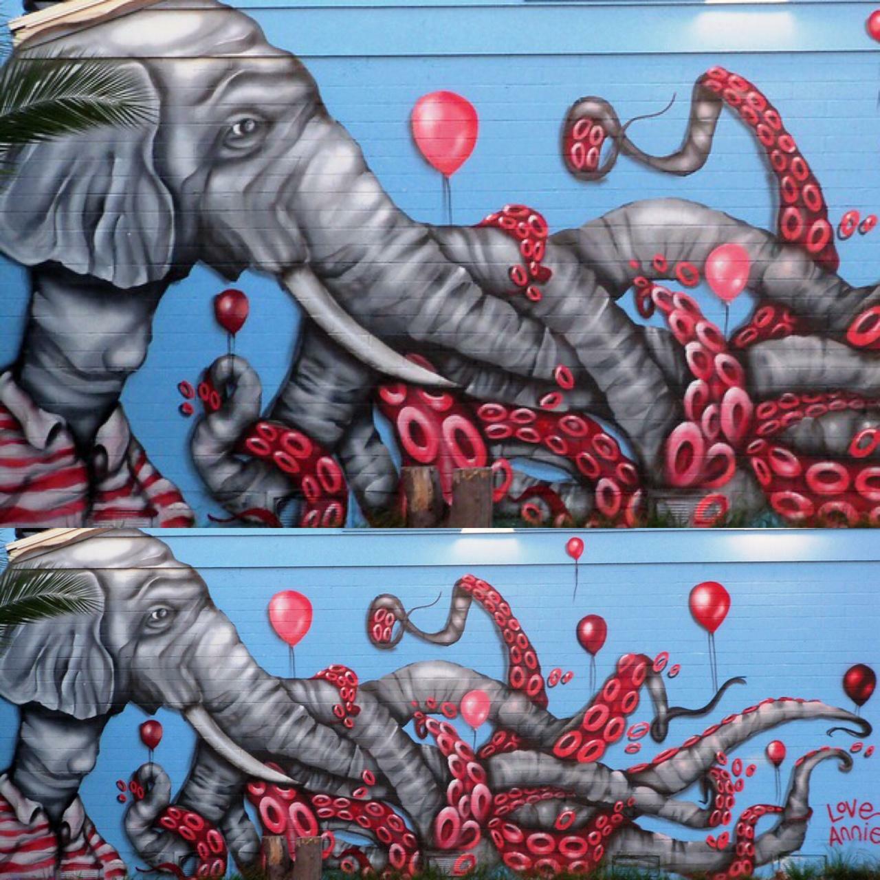 By anniepreece in Cali
#streetart #urbanart #graffiti #mural http://t.co/Xq2bo8R2U7