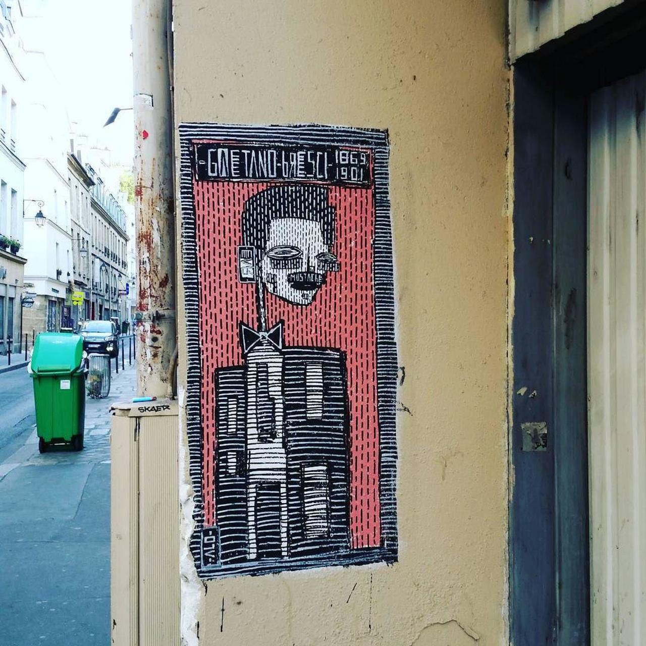 #Paris #graffiti photo by @mrsaurelie http://ift.tt/1KVYxDh #StreetArt http://t.co/IRhhTvcM9b