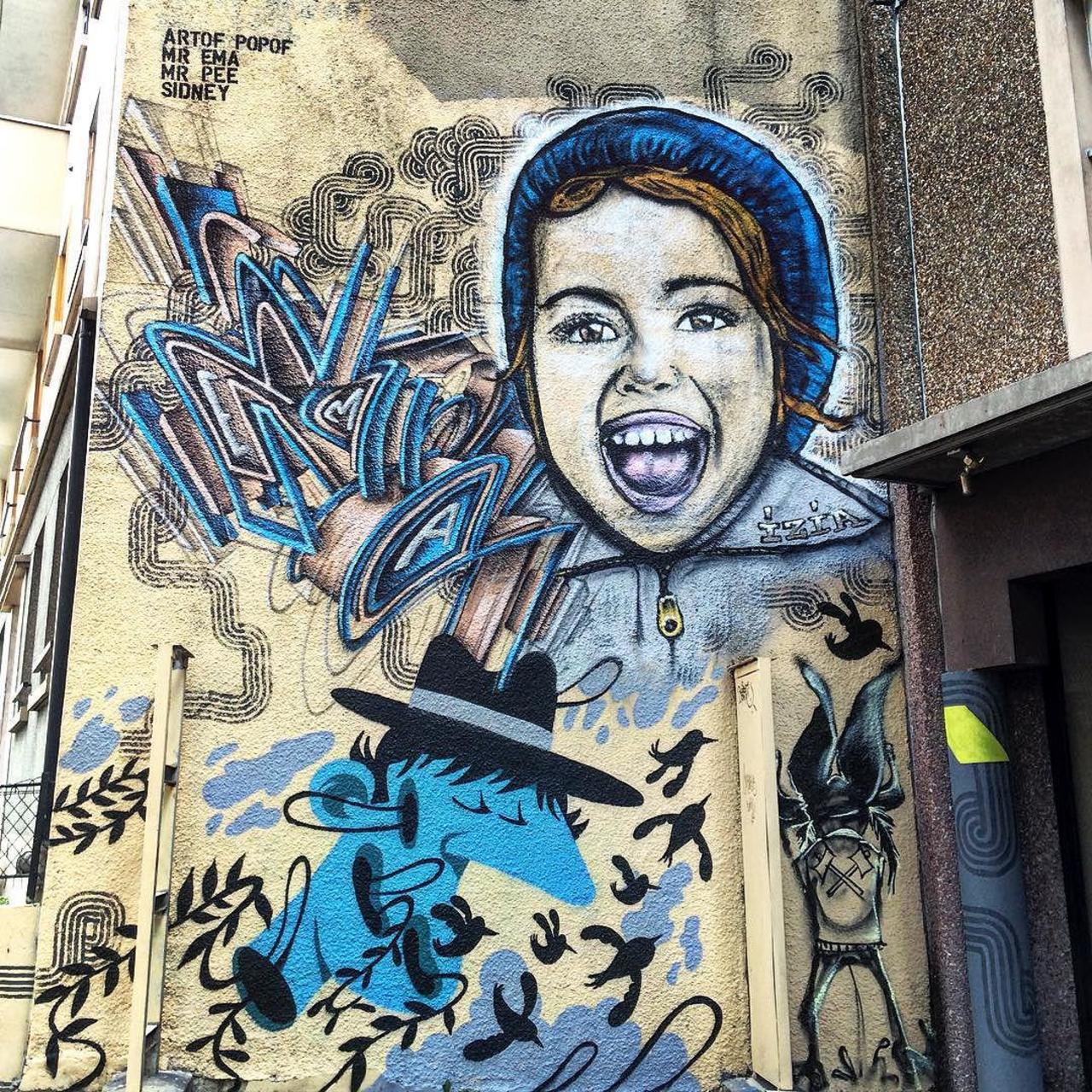 circumjacent_fr: #Paris #graffiti photo by julosteart http://ift.tt/1iBSIje #StreetArt http://t.co/Yb025zm41d