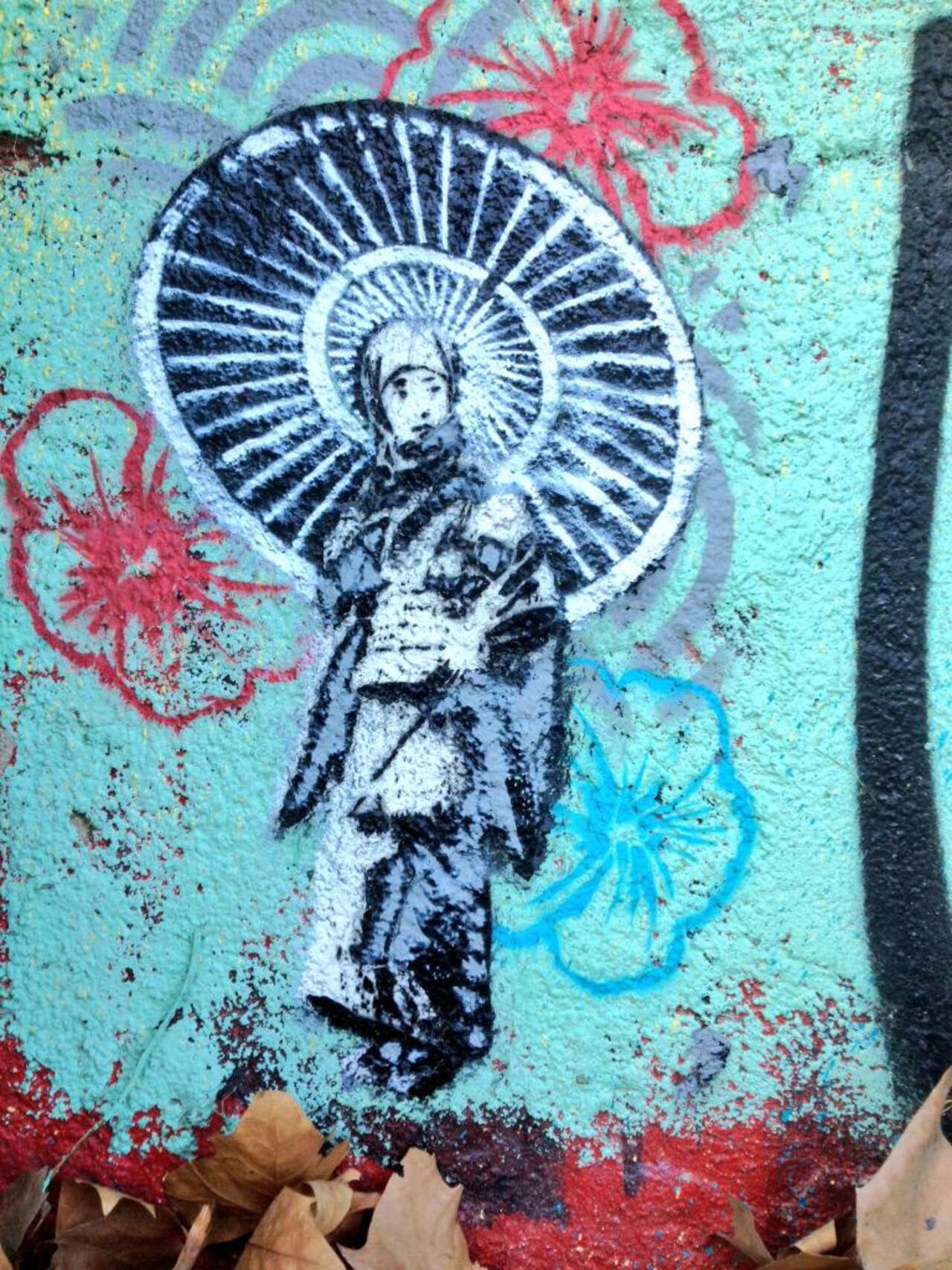 RT @streetartgall: Spotted this tiny stencil in the bottom corner of a wall yesterday... #streetart #graffiti #stencil #art http://t.co/knt6uQcPhL