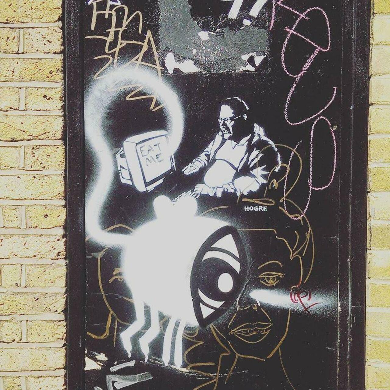 Eye-sight #London #Shoreditch #streetart #streetartlondon #graffitiLondon #graffiti #rsa_urban #rsa_graffiti #rsa_g… http://t.co/Ym66CwMEkP