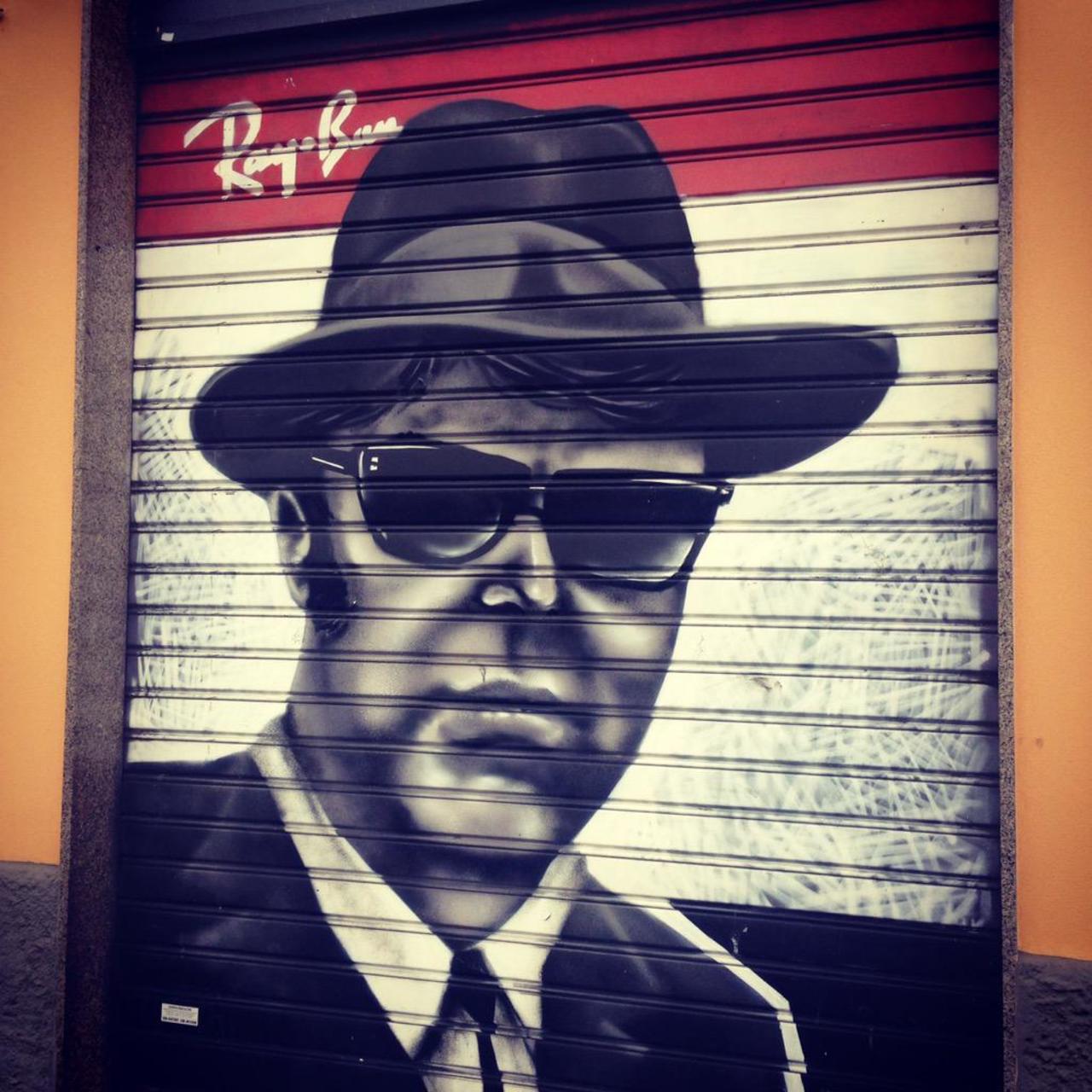 #streetart #milano #graffiti #graffitiart http://t.co/84LhFvk4TY
