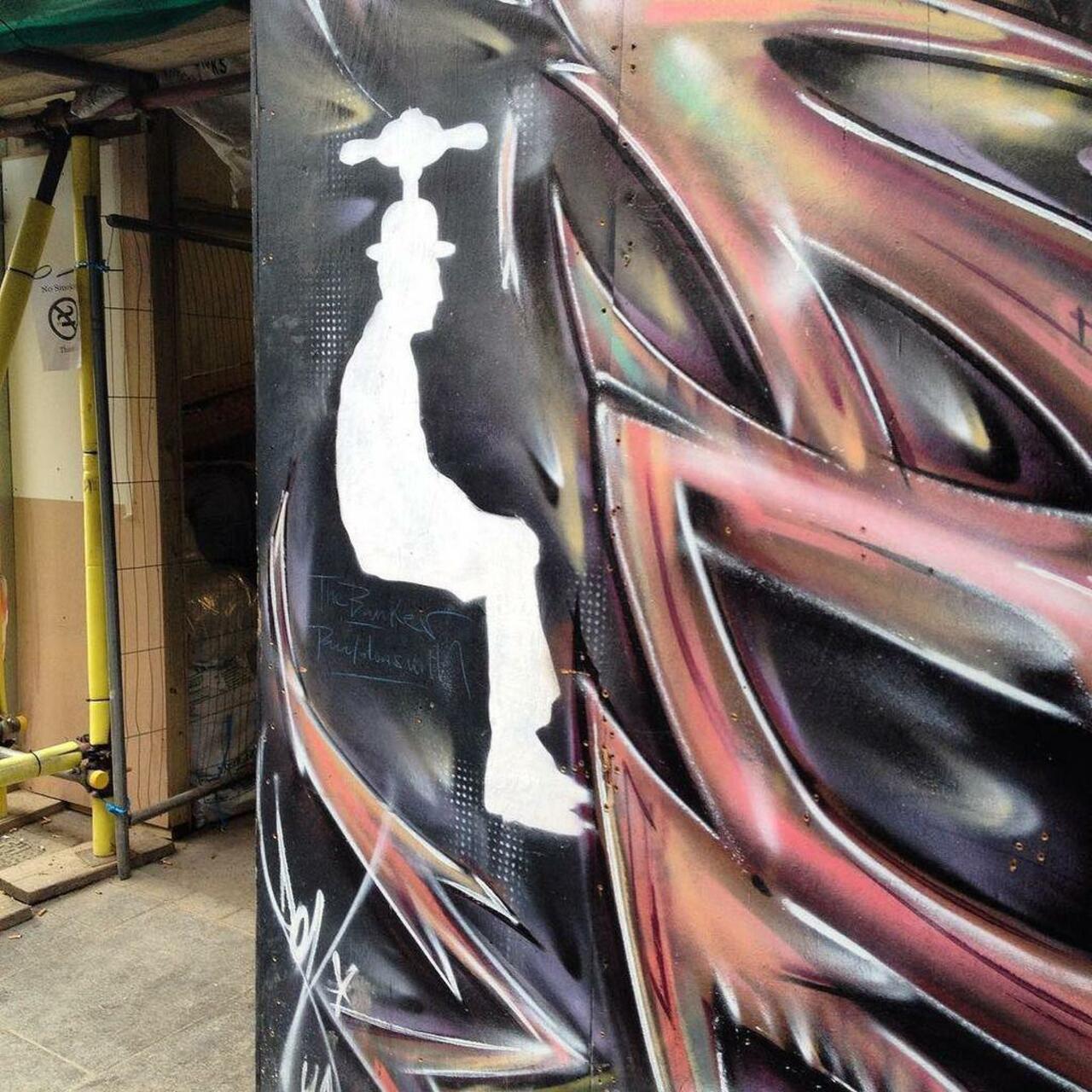 StArtEverywhere: #streetart #streetartlondon #graffiti #london #thisislondon by isadarko http://t.co/d2gESqIlJ6