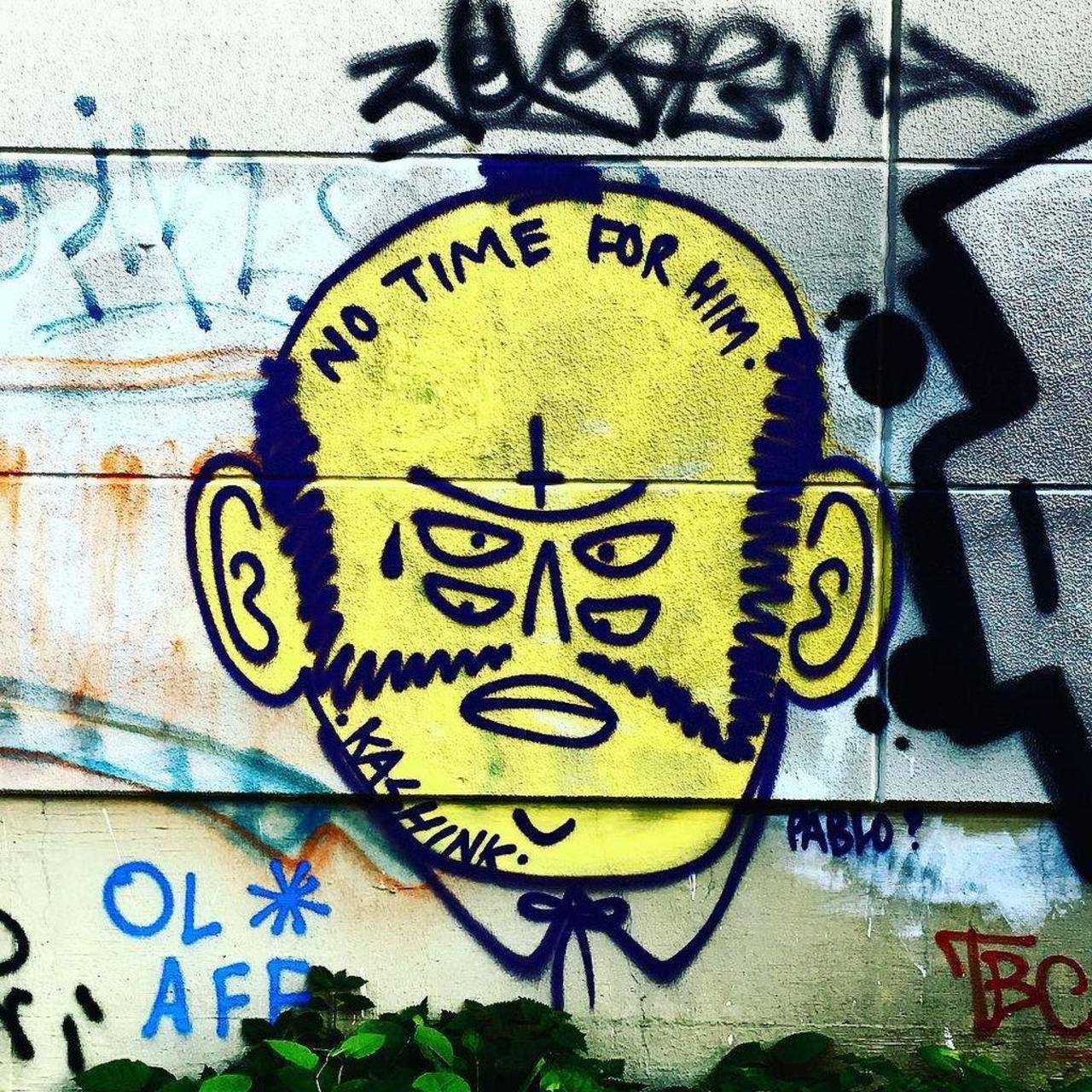#notimeforhim #BLN #berlin #graffiti #streetart #streetartberlin #picoftheday #photooftheday #gleisdreieck by lulle… http://t.co/zF9jQ8hoYB