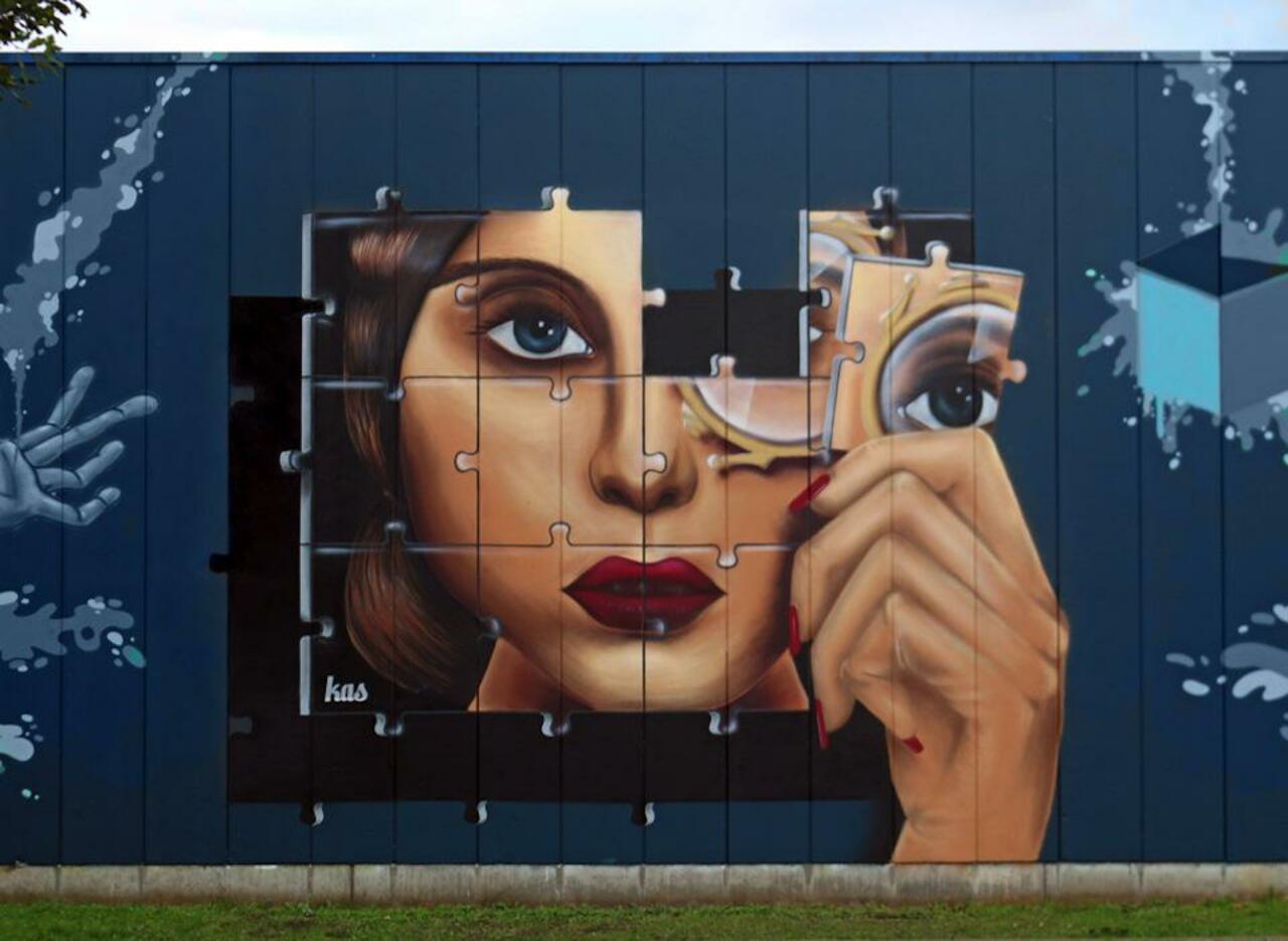 "Piece of me" by Kasart - Kosmopolite Art Tour 2015 / Aalst Belgium #kasart #peaceofme #graffiti #streetart http://t.co/uXDsyEHNA5
