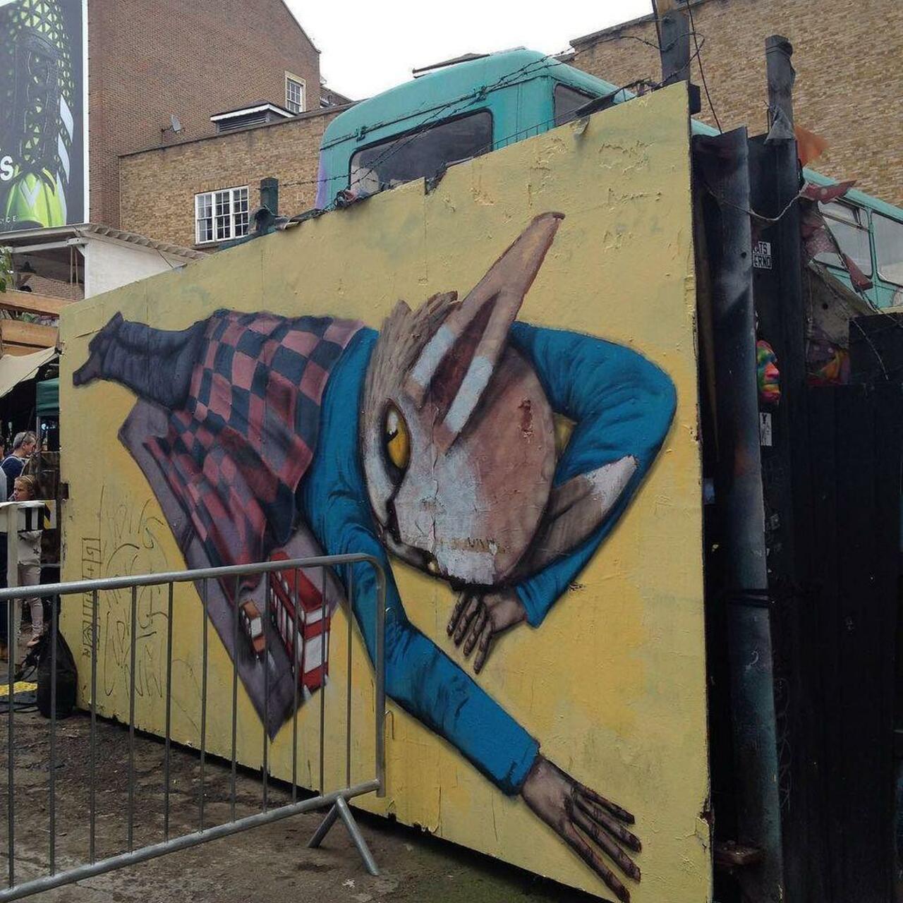 Yaay kitty! #streetart #streetartlondon #graffiti #london #thisislondon by isadarko http://t.co/7ef82LkVgB