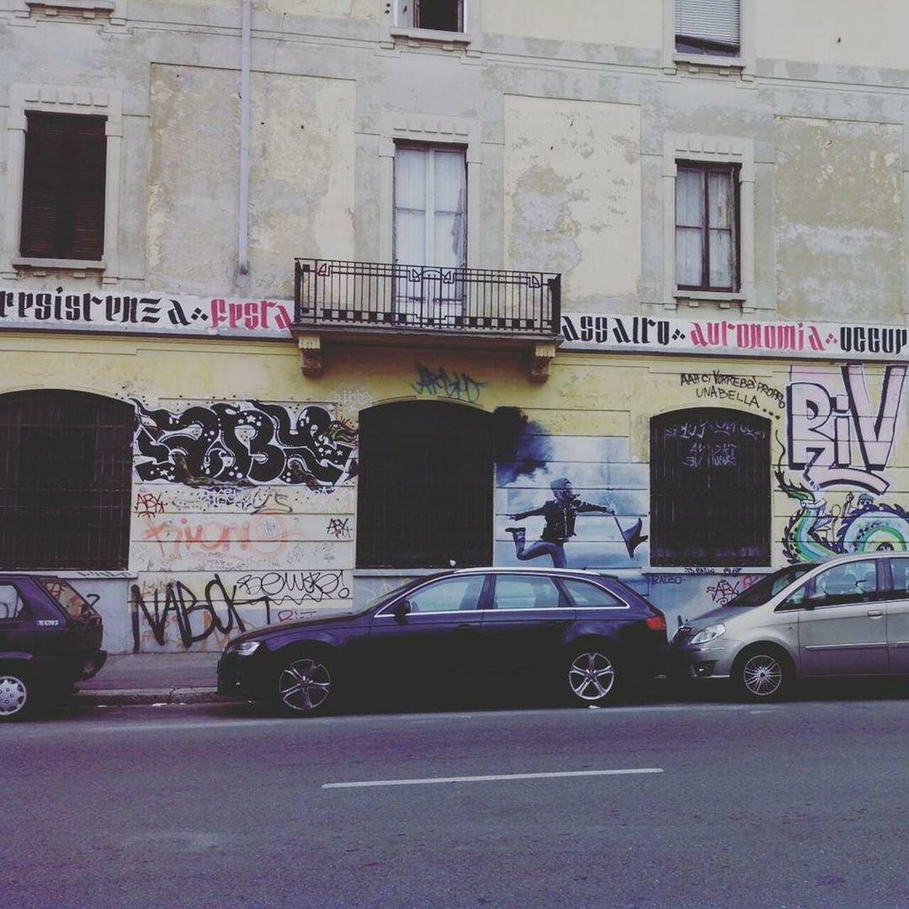RT @artpushr: via #argusapocraphexx "http://ift.tt/1KZPlOm" #graffiti #streetart http://t.co/hZ07d6KUPd