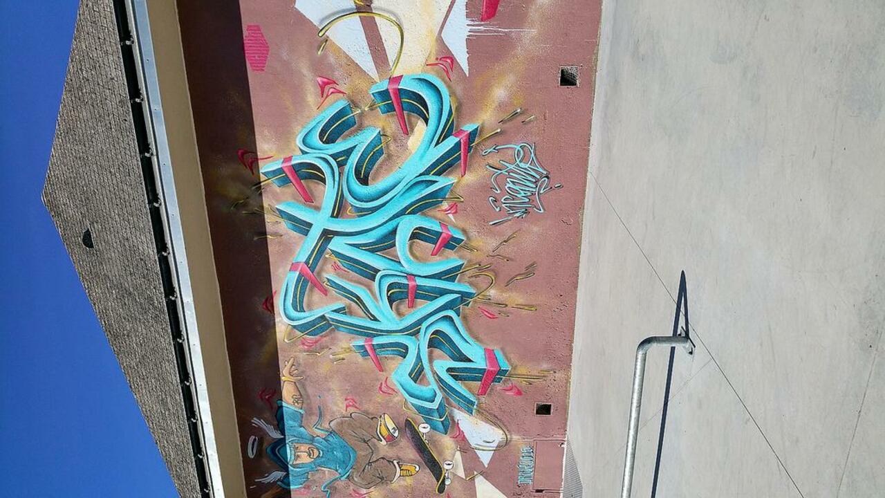 Street Art by inco Nito in #Droué http://www.urbacolors.com #art #mural #graffiti #streetart http://t.co/vK4zJFUKmB