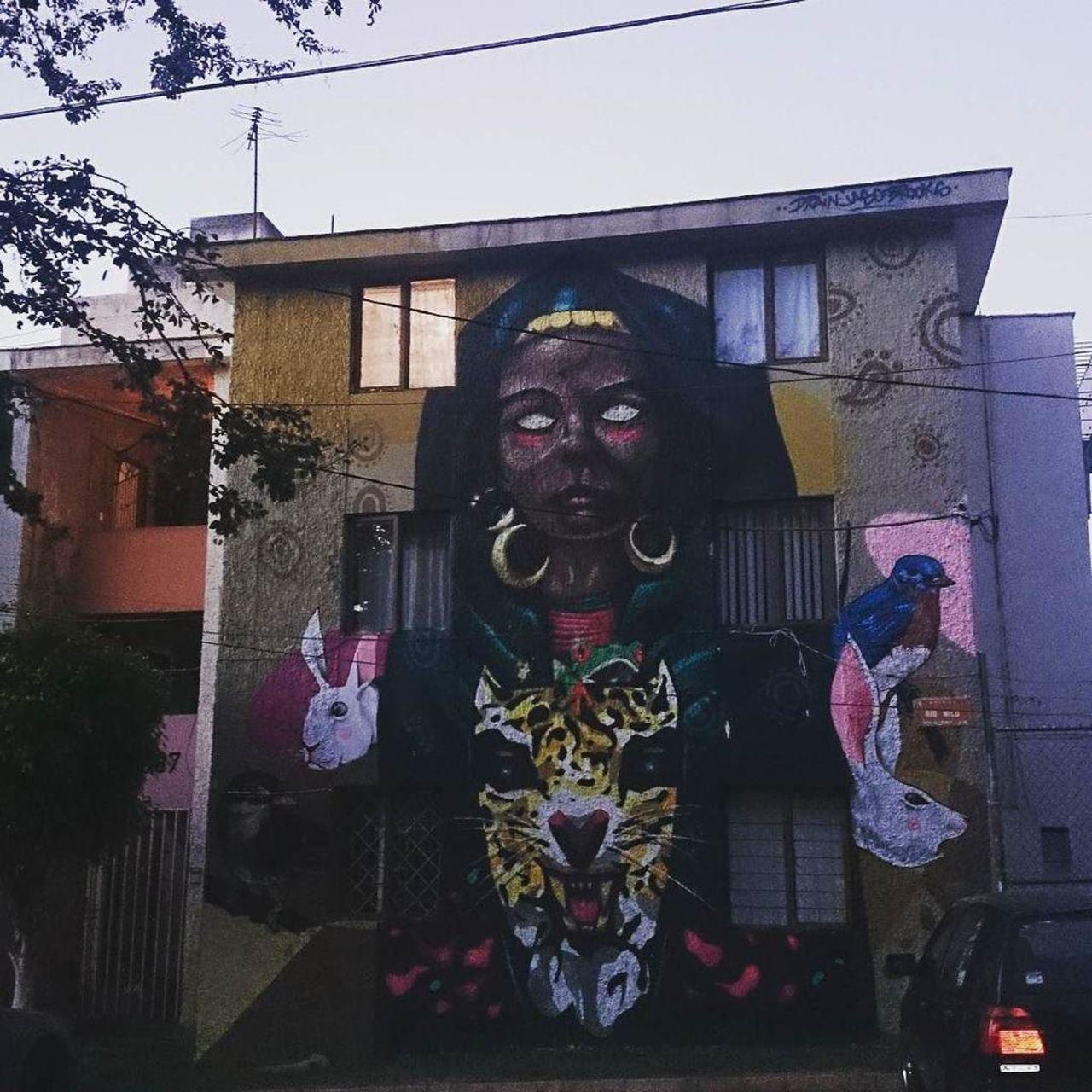 RT @artpushr: via #frankgs.he "http://ift.tt/1iFvhpd" #graffiti #streetart http://t.co/JuwWJdLW3z