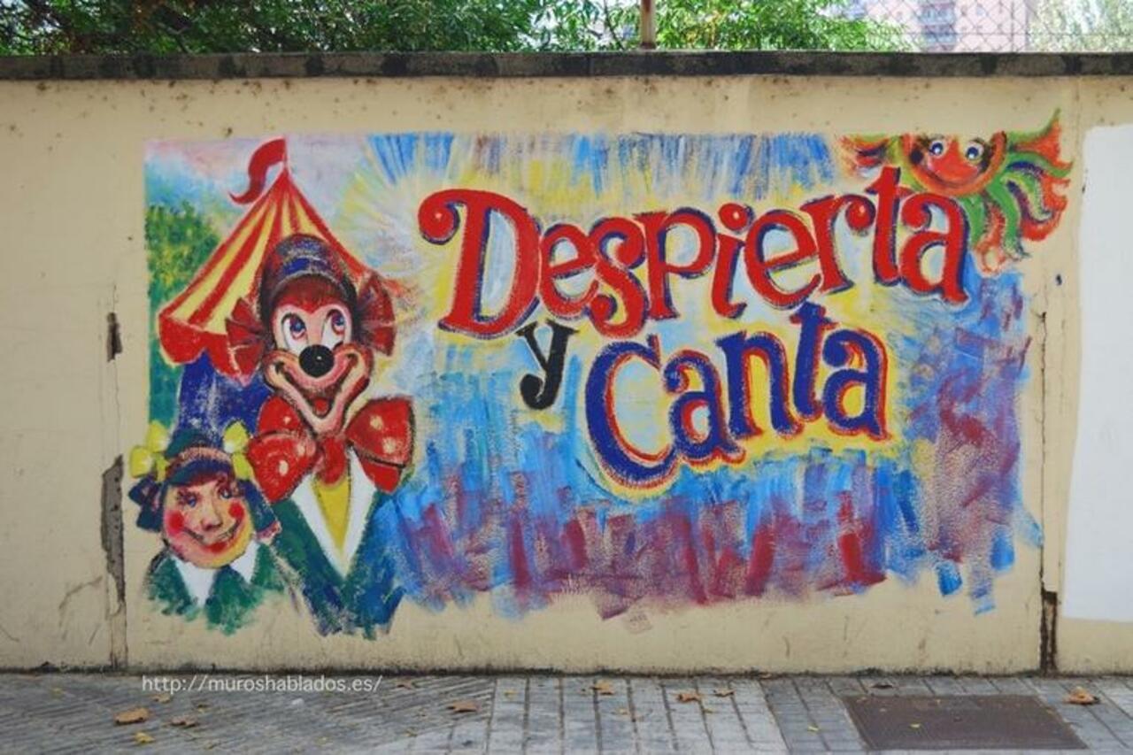 RT @muroshablados: Despierta y Canta http://ift.tt/1h66FVB #streetart #graffiti #muroshablados http://t.co/c8vmcWxDJ9