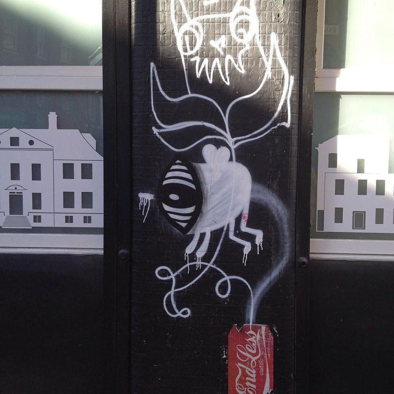 #streetart #graffiti #streetartlondon #london #thisislondon by isadarko http://t.co/LBUBzdBIou