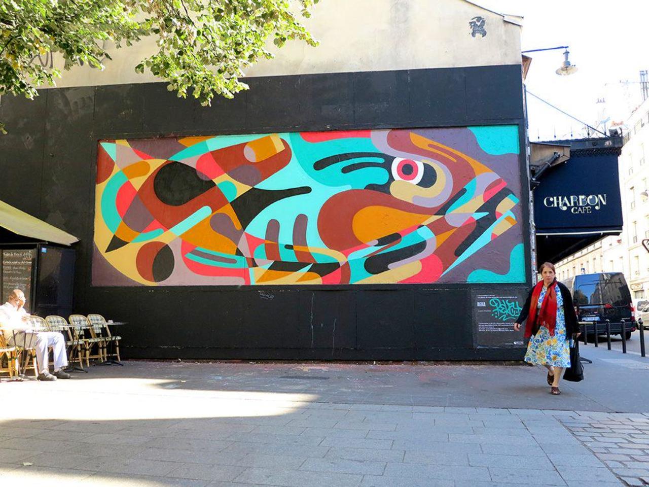 Reka One creates a new mural in Paris for Le Mur. #StreetArt #Graffiti #Mural http://t.co/PWRBBTjXeR