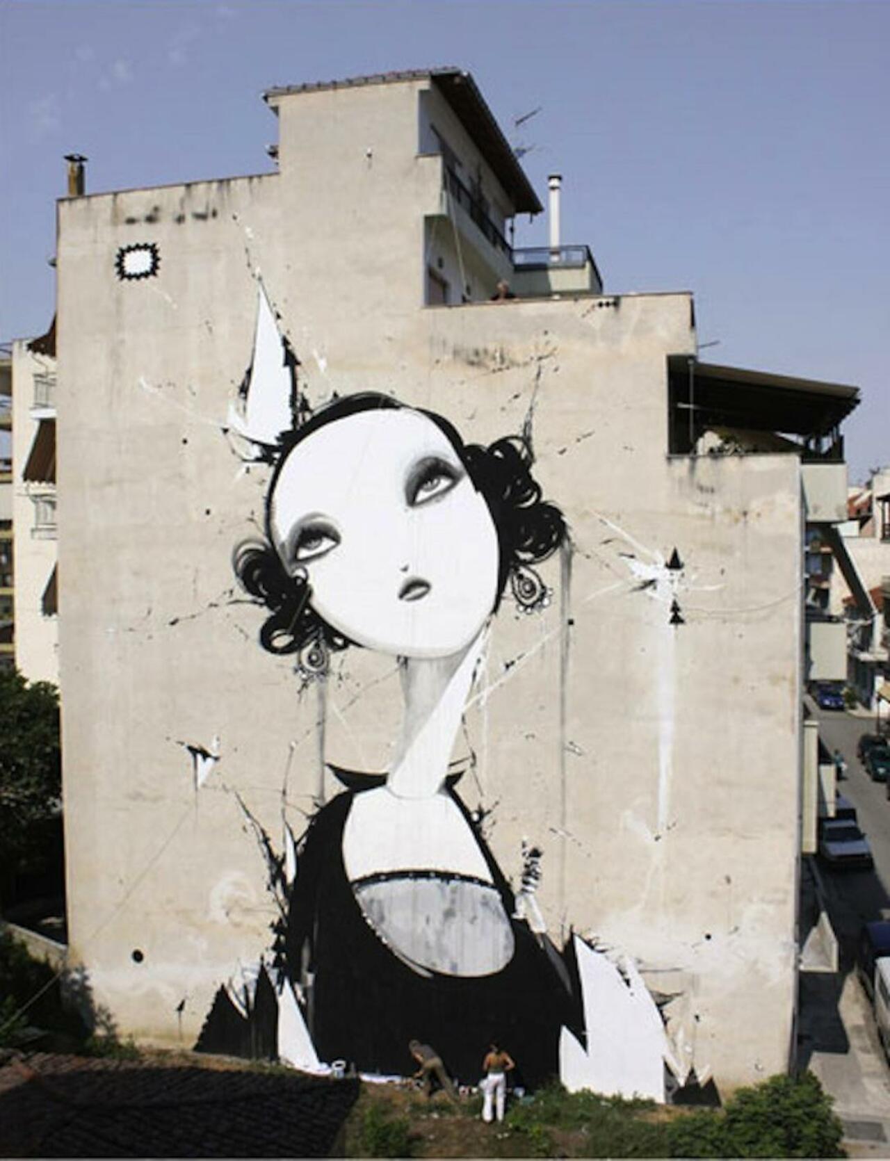 RT @Brindille_: #Streetart #urbanart #graffiti #mural #peinture #acrylique de l'artiste Alexsandros Vasmoulakis, Athènes, Grèce http://t.co/xmPeEGMoFp
