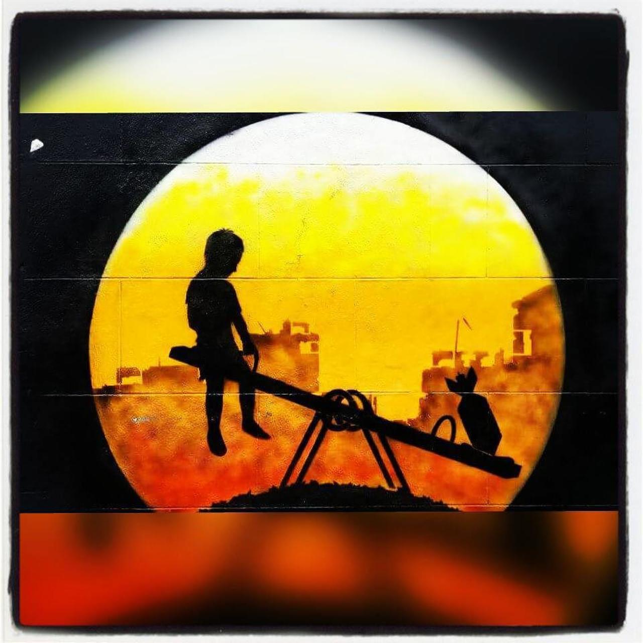 #streetart #london #ottoschade #war #bomb #kids #england #londonstreetart #street #art #streetartlondon #graffiti #… http://t.co/Jjwtw6Kfy3