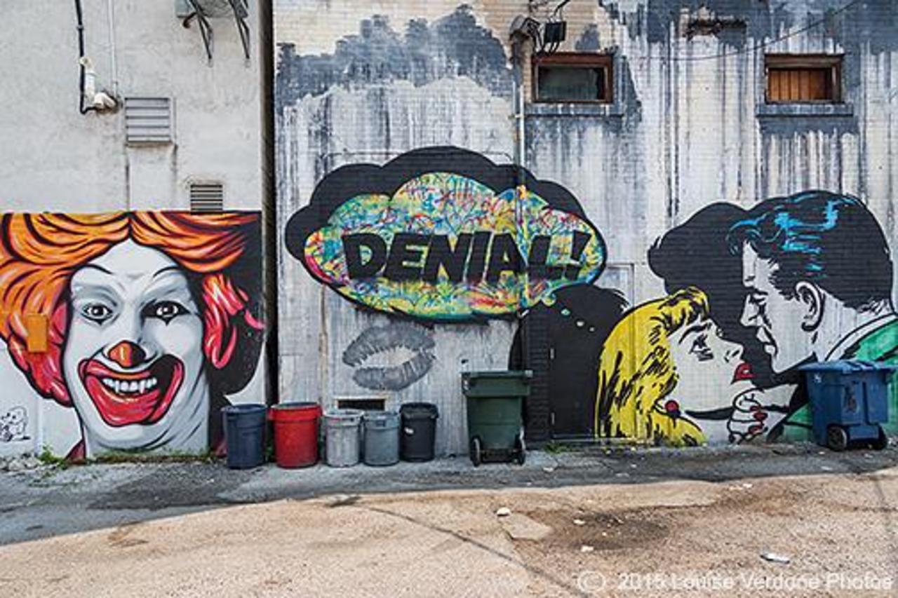 #Photo of #streetart - clown, denial, couple - Windsor, Ontario #photography #streetphotography #graffiti #art http://t.co/D6muE9gJ7V