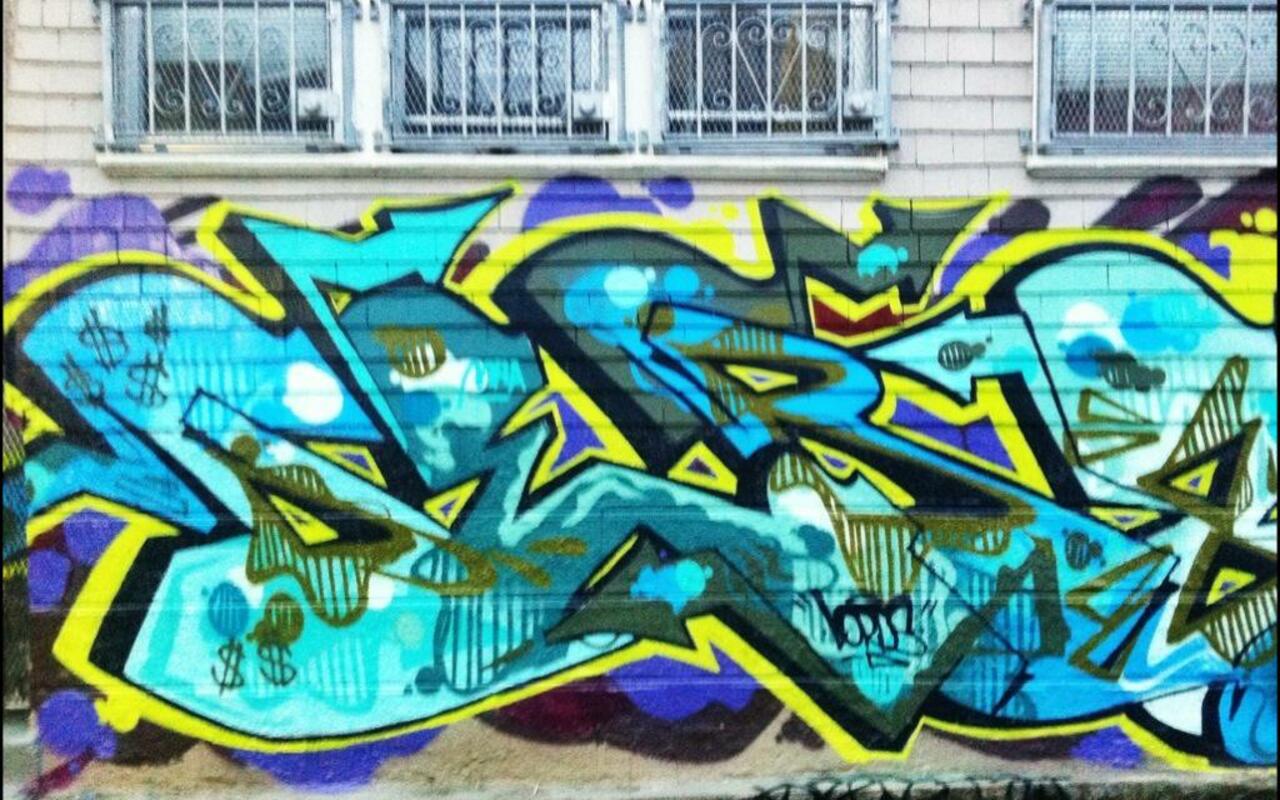 RT @billlambertson: San Francisco, Ca/USA #streetart #graffiti http://t.co/fIXROWlCh8