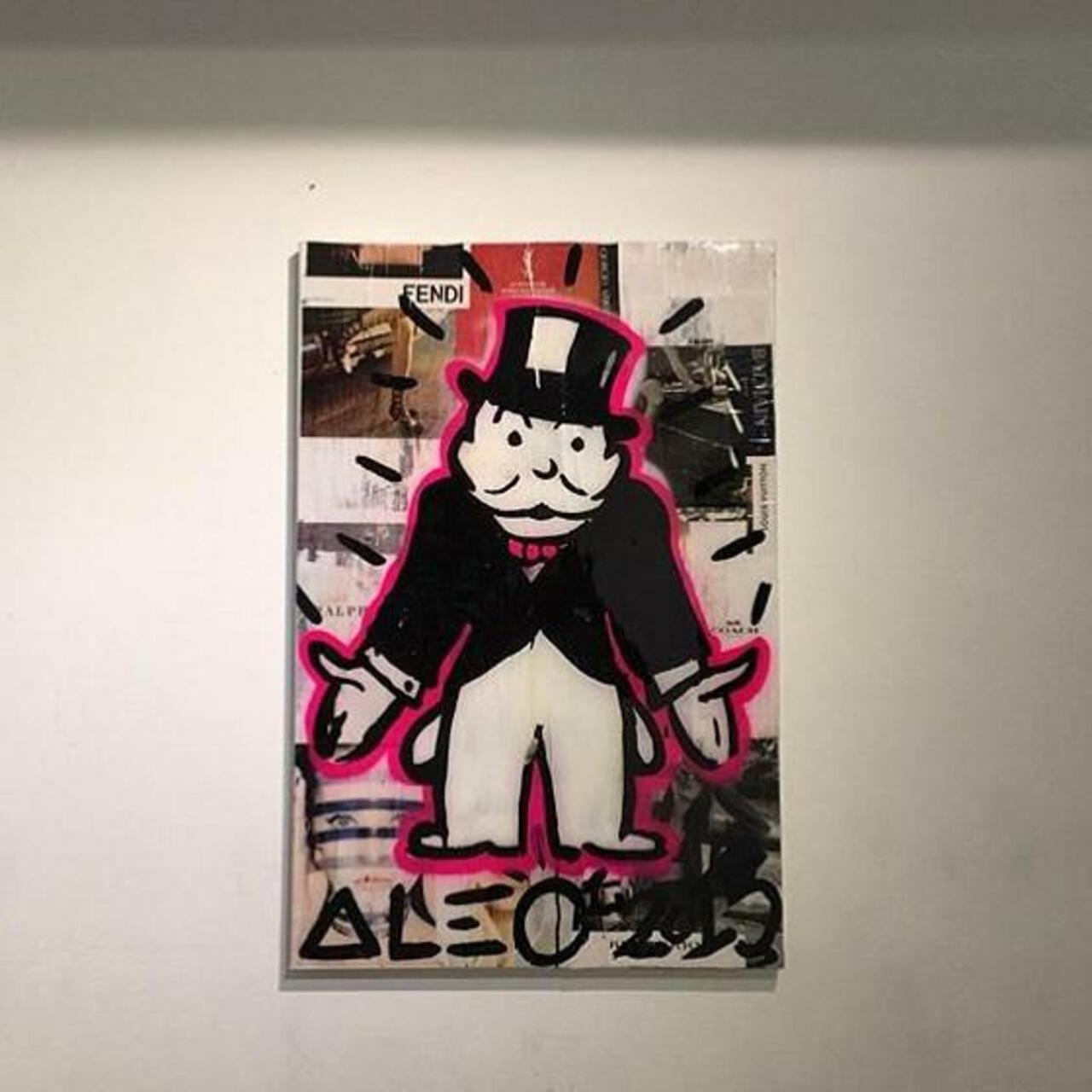 RT @artpushr: via #banksysells "http://bit.ly/1GlzZhC" #graffiti #streetart https://t.co/k2qpp9CSlL