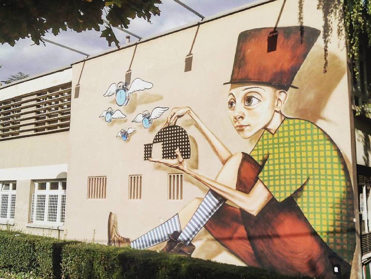 RT @artpushr: via #matealausic "http://bit.ly/1LXhNBb" #graffiti #streetart http://t.co/kekKIFBgNr