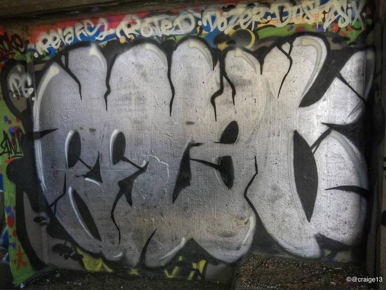 via #craige13 "http://bit.ly/1M7E7Ug" #graffiti #streetart http://t.co/T3cRdh1iTt