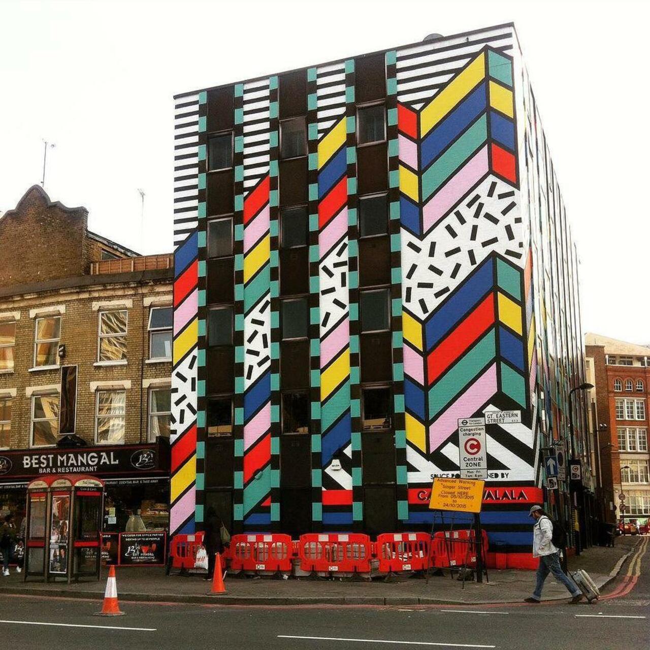 Art by Camille Walala #Graffiti #StreetArt #UrbanArt #Walala #GreatEasternStreet #Shoreditch #London #iPhone4 #tv_… http://t.co/q5DRj18uZ9