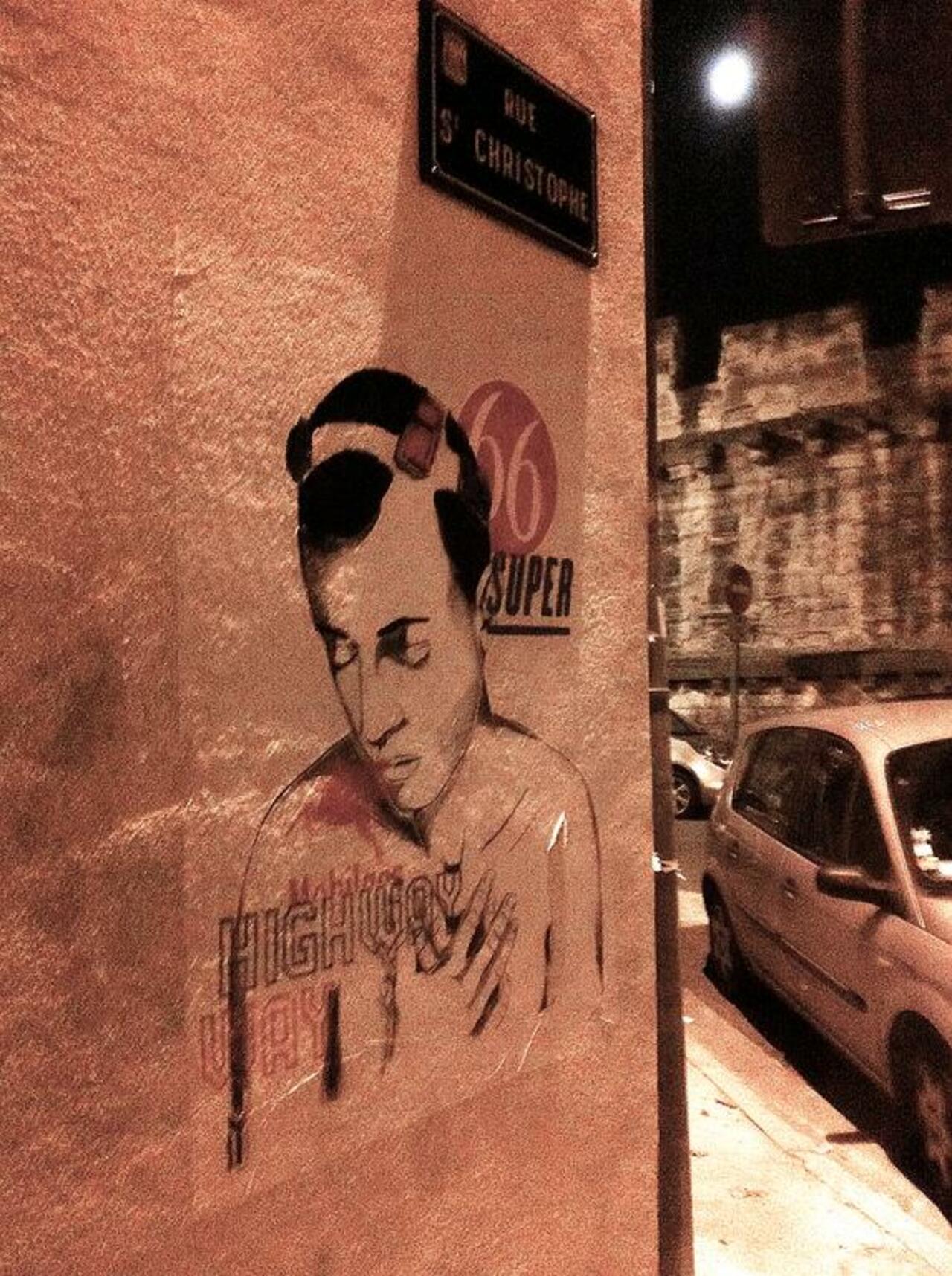 Street Art by STF moscato in #Avignon http://www.urbacolors.com #art #mural #graffiti #streetart http://t.co/y9ZSuhipBb