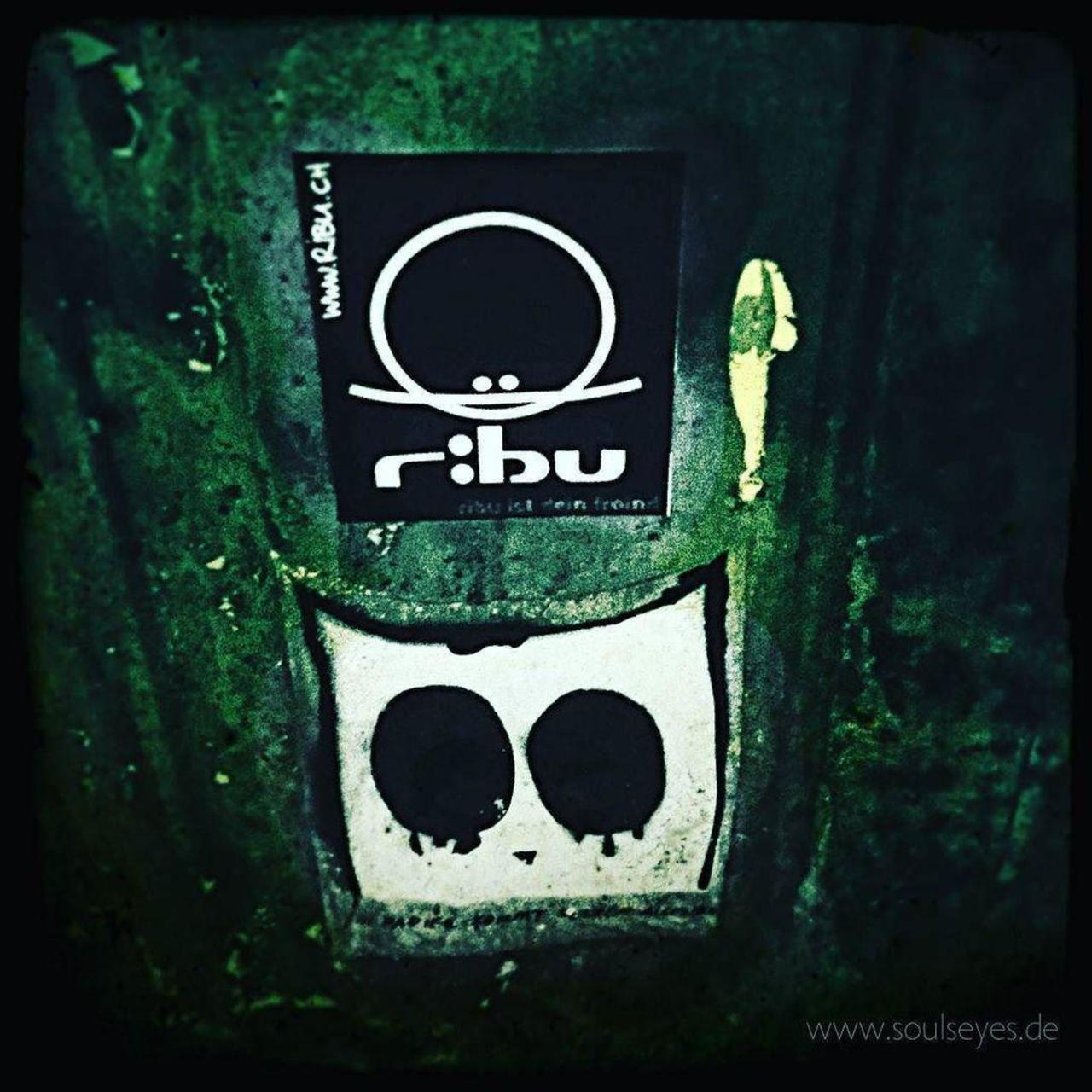 #ribu #ribudeinfroind #ribuberlin #switzerland #swiss #schweiz #berlin #streetart #streetartist #pasteup #graffiti … http://t.co/yrdlPinswB