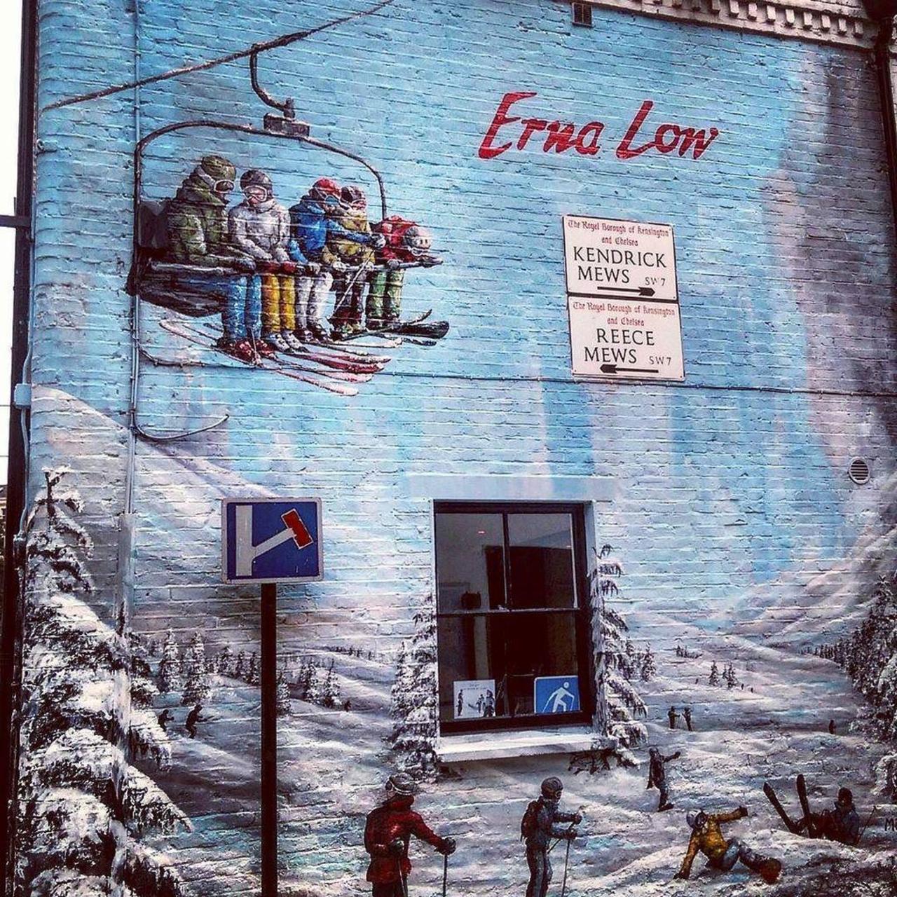 This is as close as I'm getting to skiing for a while #skiing #graffiti #streetart #street… http://ift.tt/1NgdDpu http://t.co/basBXlZQ13