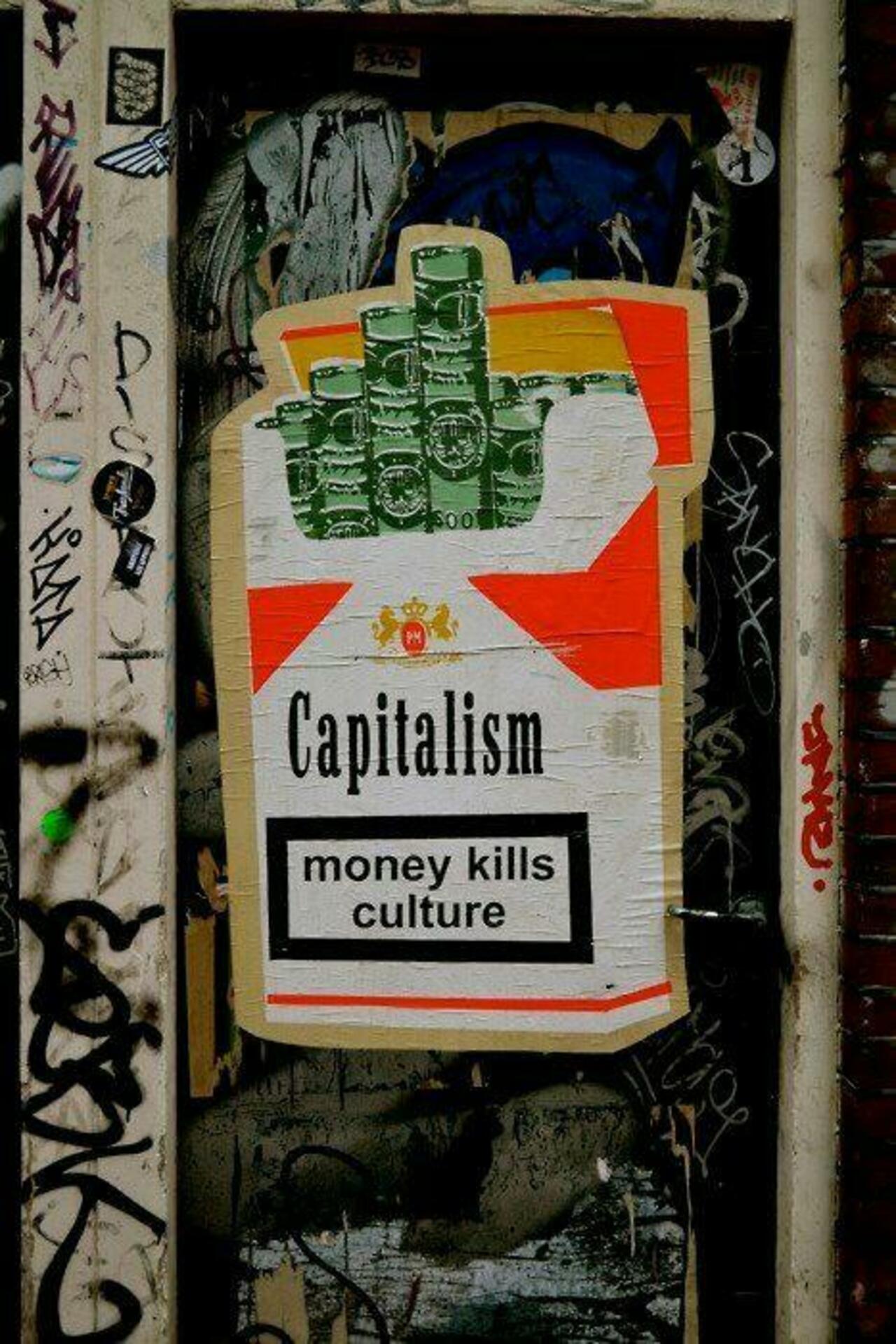 RT @hypatia373: #art #streetart #graffiti http://t.co/5lpzHM9Lvc