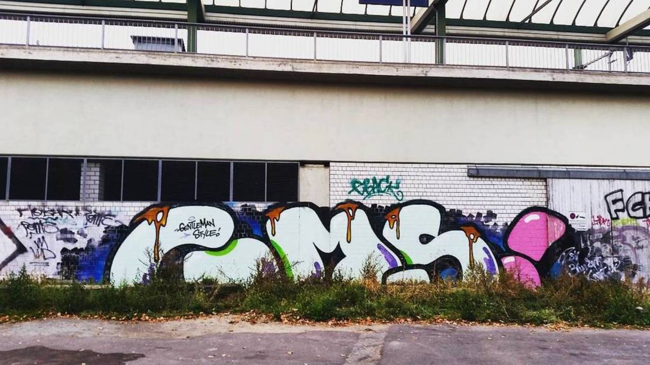 #Graffiti #instadaily #instaphoto #streetart #streetartberlin #Berlin #Germany #streetartphotographer #urbanart #pa… http://t.co/bIYJfwE80A