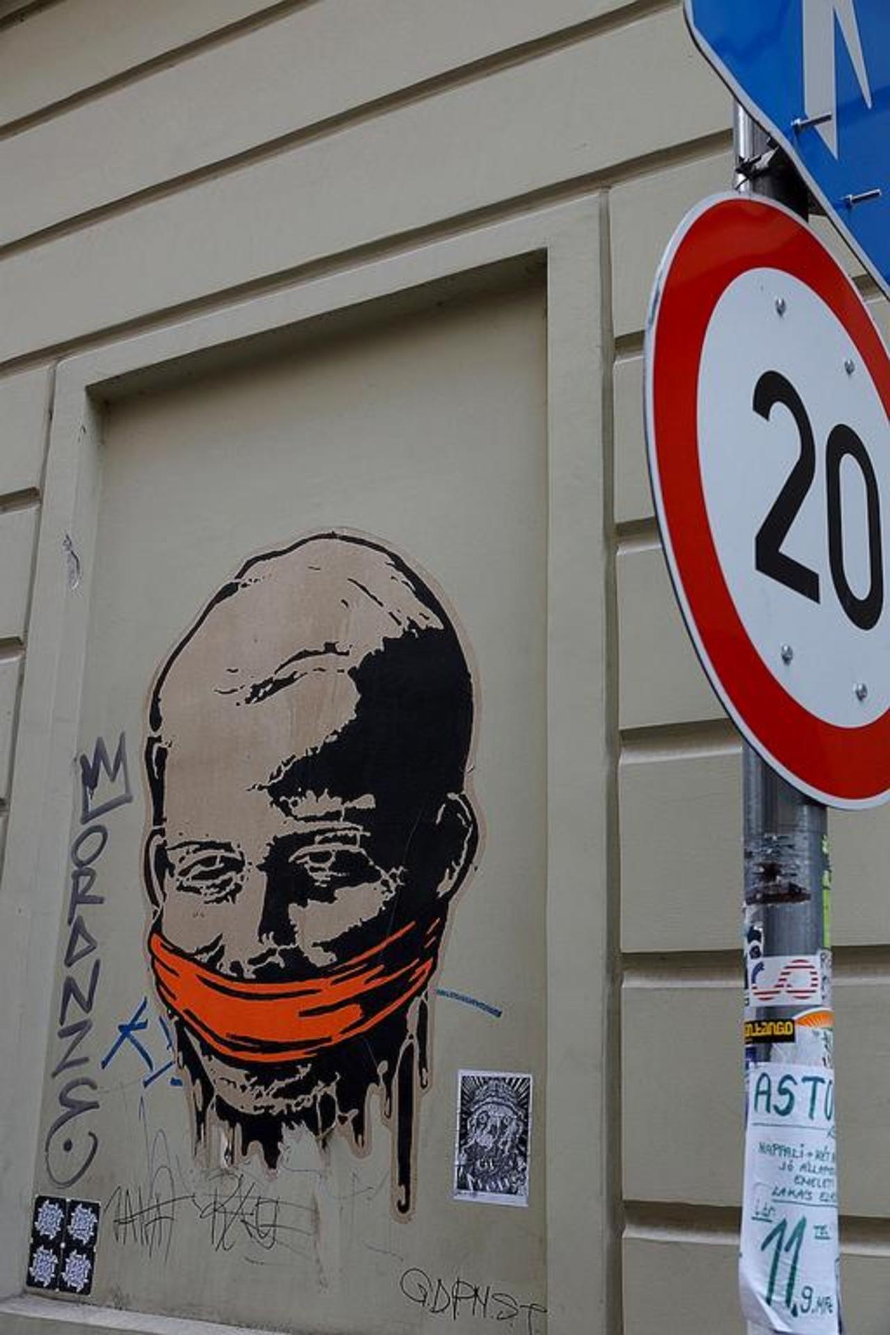 Street Art by anonymous in #Budapest http://www.urbacolors.com #art #mural #graffiti #streetart http://t.co/daE0MpOn4x