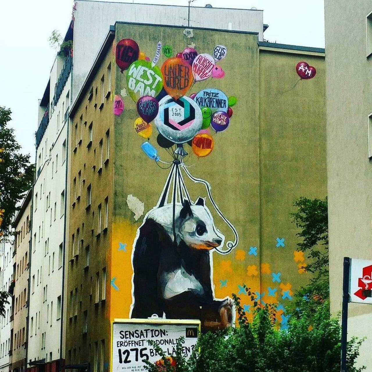 #Graffiti #instadaily #instaphoto #streetart #streetartberlin #Berlin #Germany #streetartphotographer #urbanart #pa… http://t.co/bUxHy2scvh